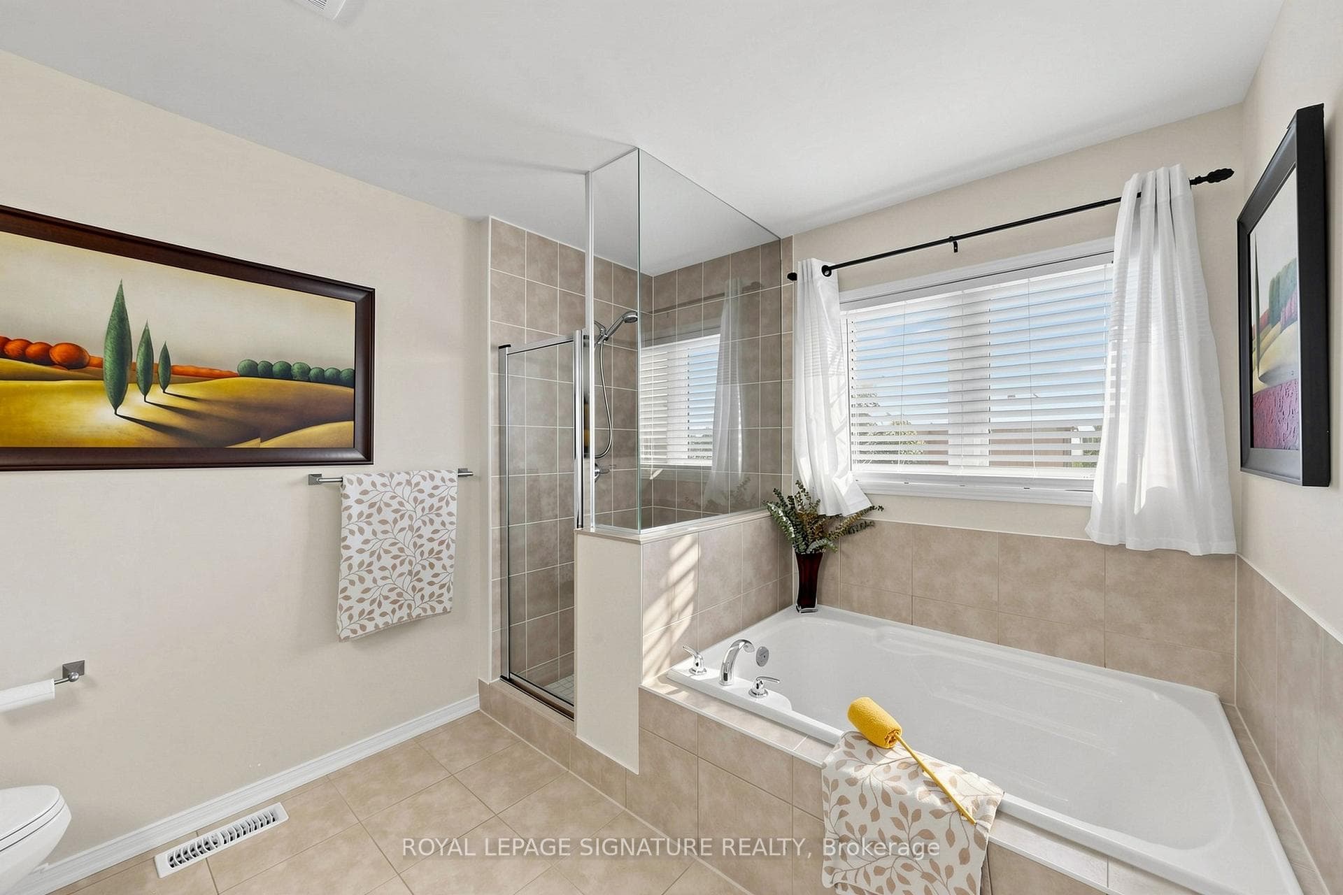 2339 Pilgrim Square photo 37