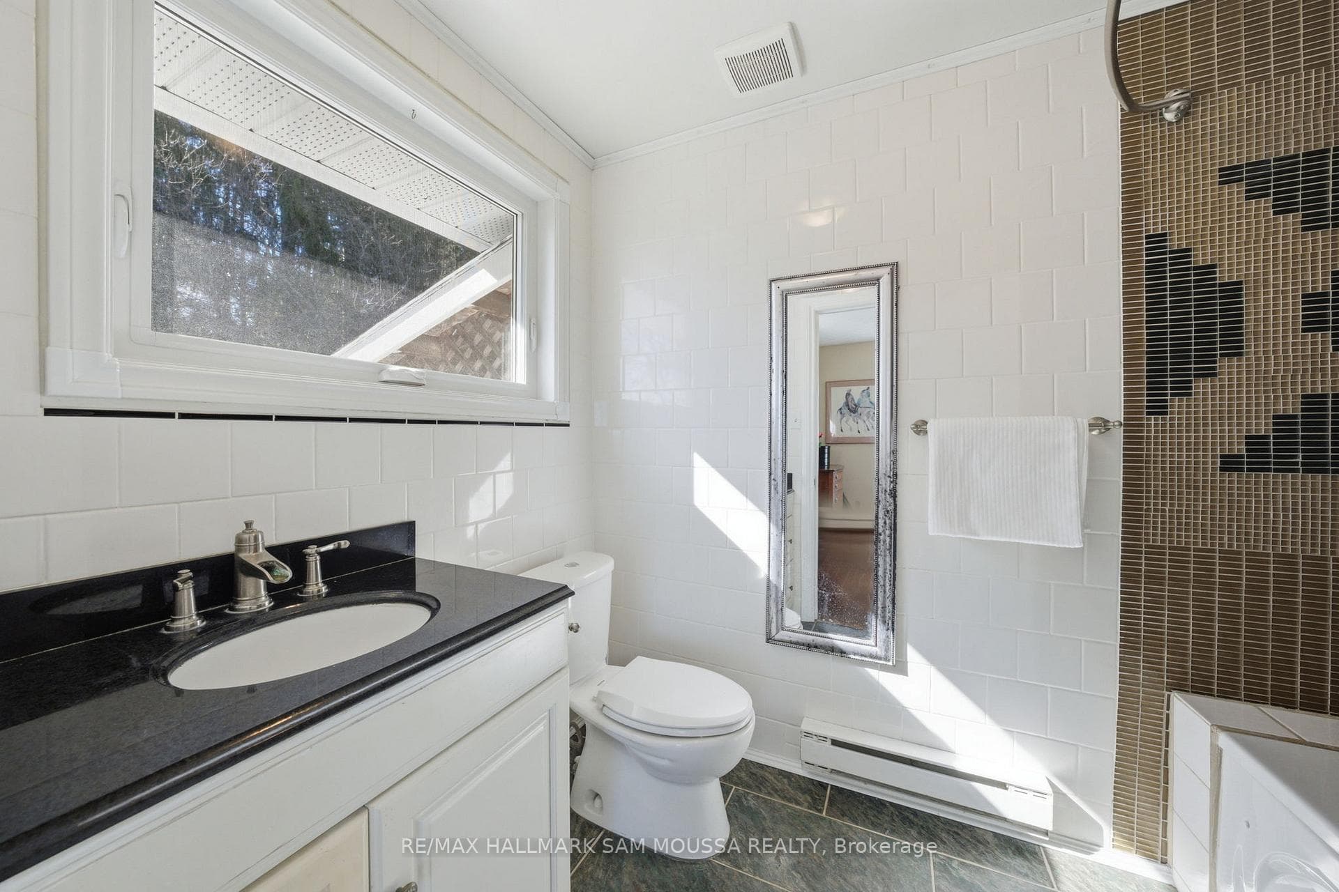 122 Colonel Nicholson Lane photo 23