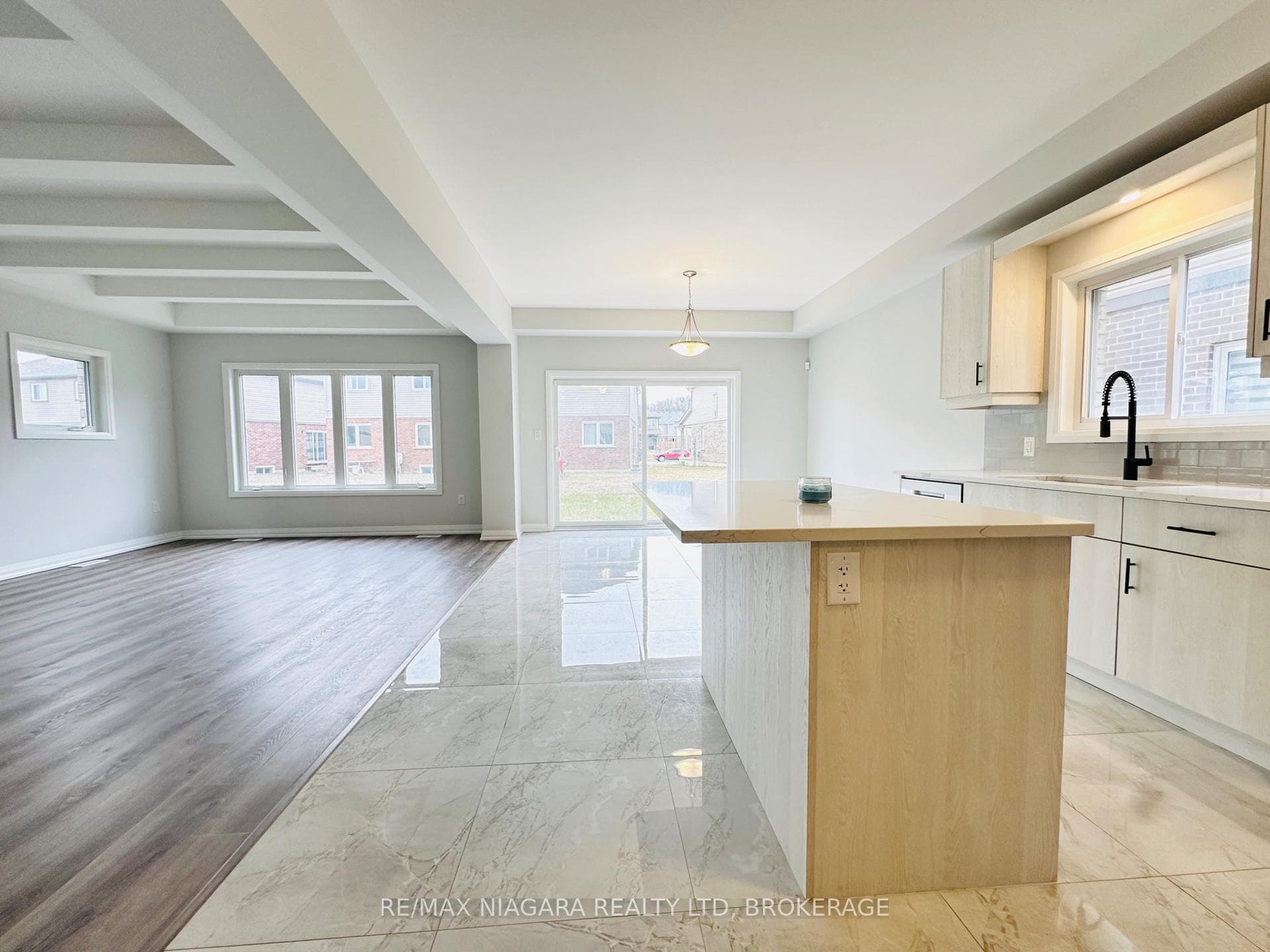 72 Bur Oak Drive photo 10