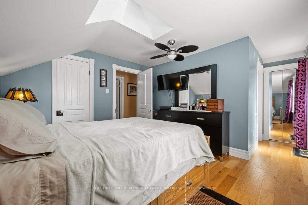 37 Shaw Avenue photo 20