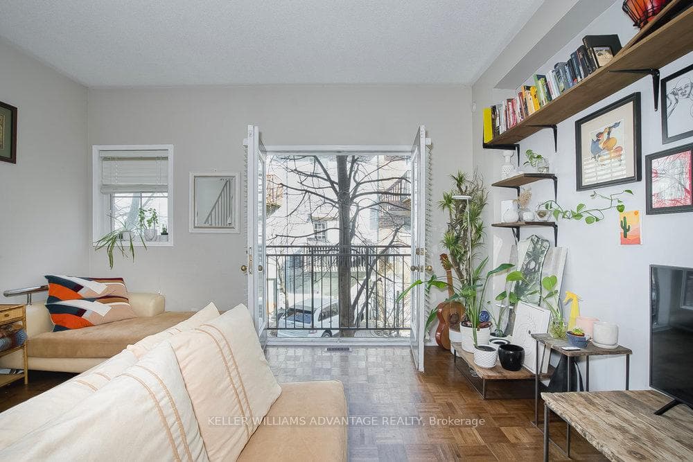 15 Pear Tree Mews photo 6