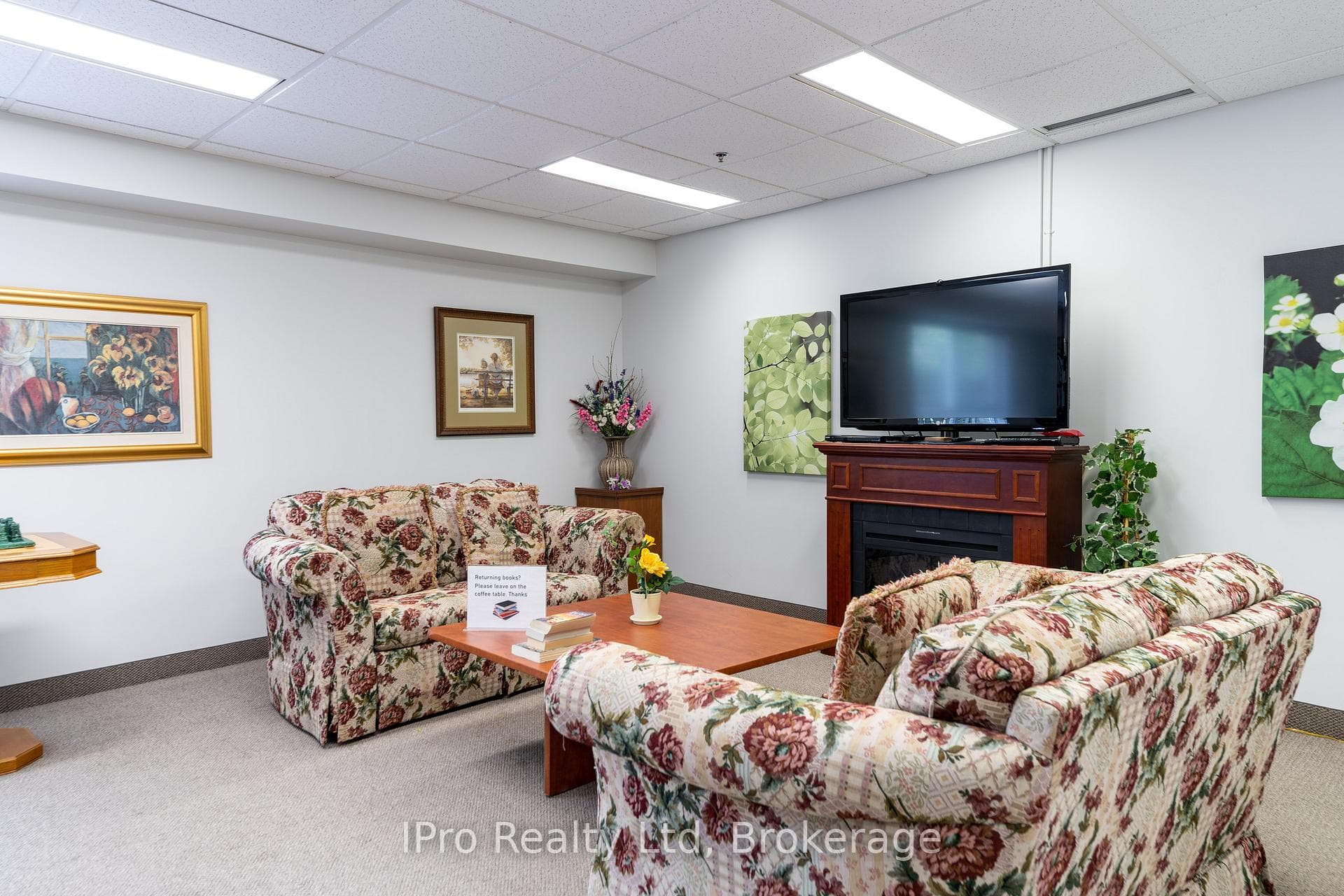 137 Martin Street Unit 107 photo 21