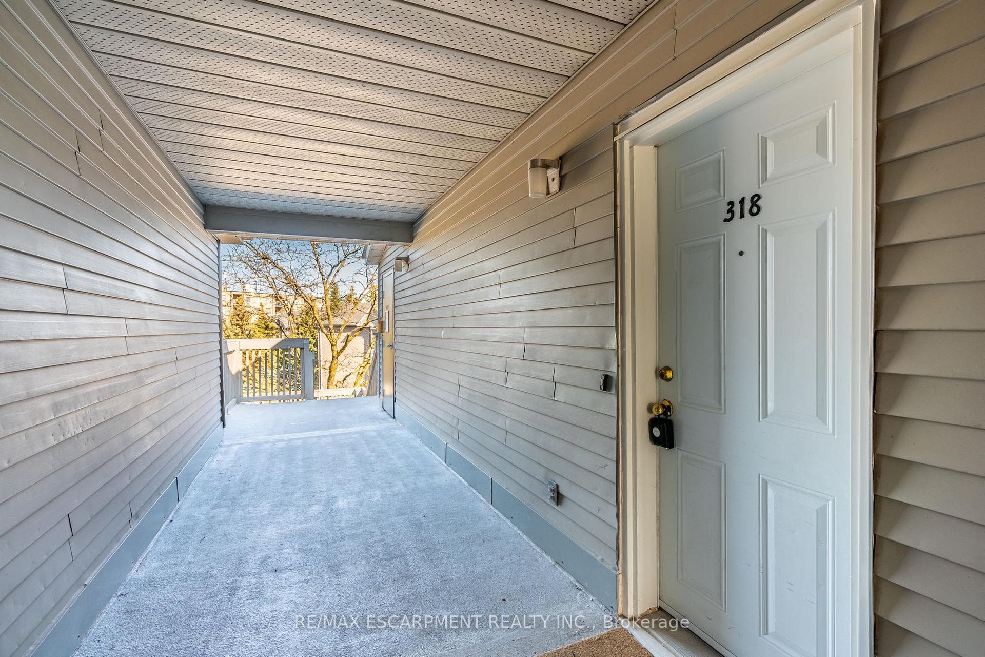 2040 Cleaver Avenue Unit 318 photo 20
