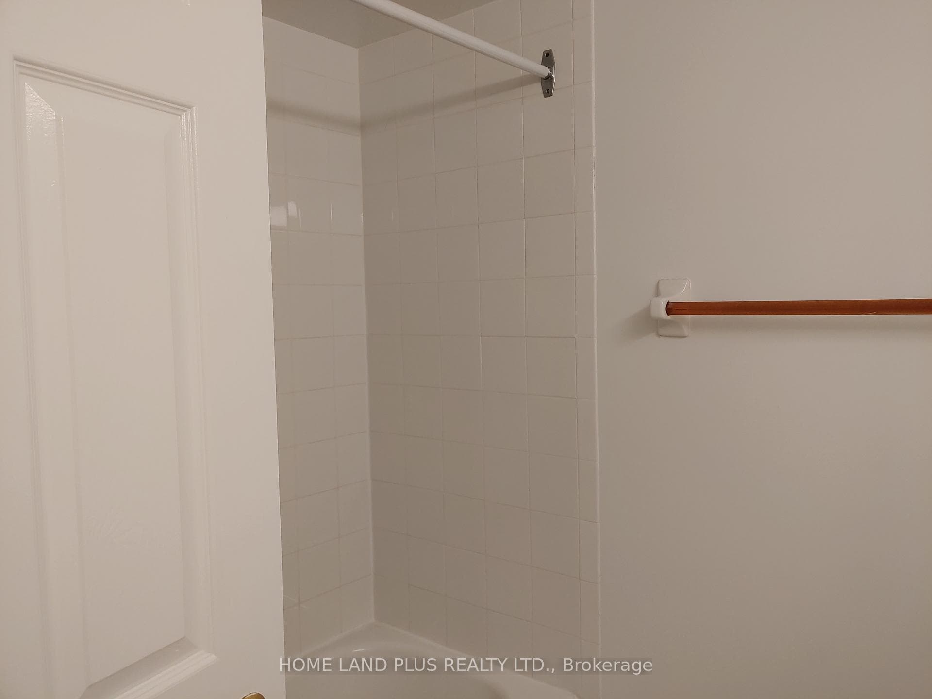 1001 Cedarglen Gate Unit 121 photo 11