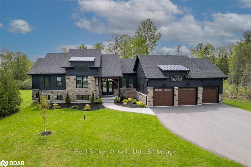 2085 BIRKSHIRE WOODS Lane photo 1