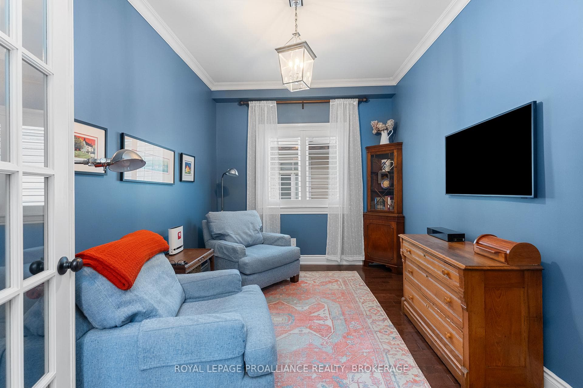 685 Fieldstone Drive photo 21