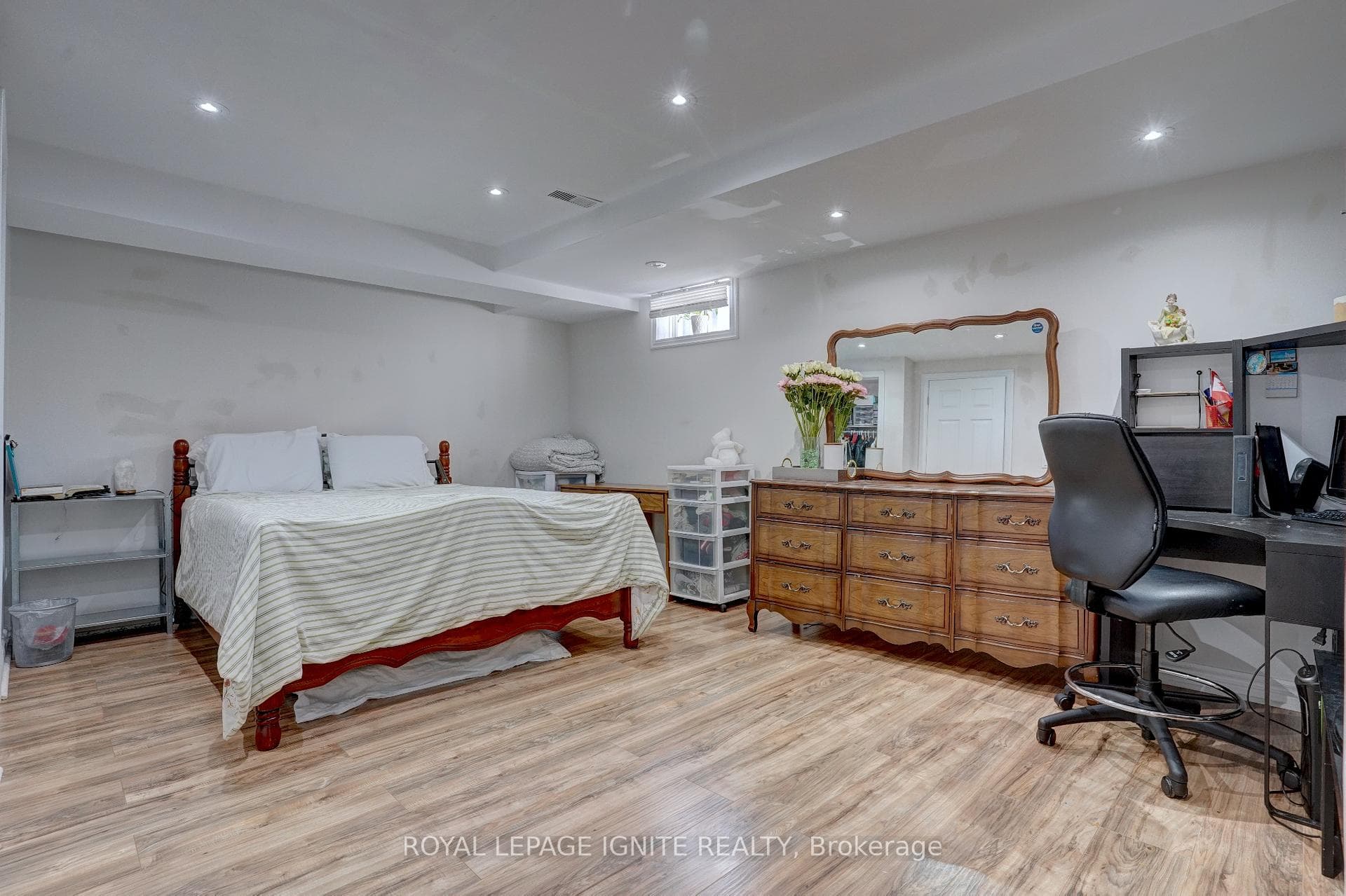 82 Seahorse Avenue photo 24