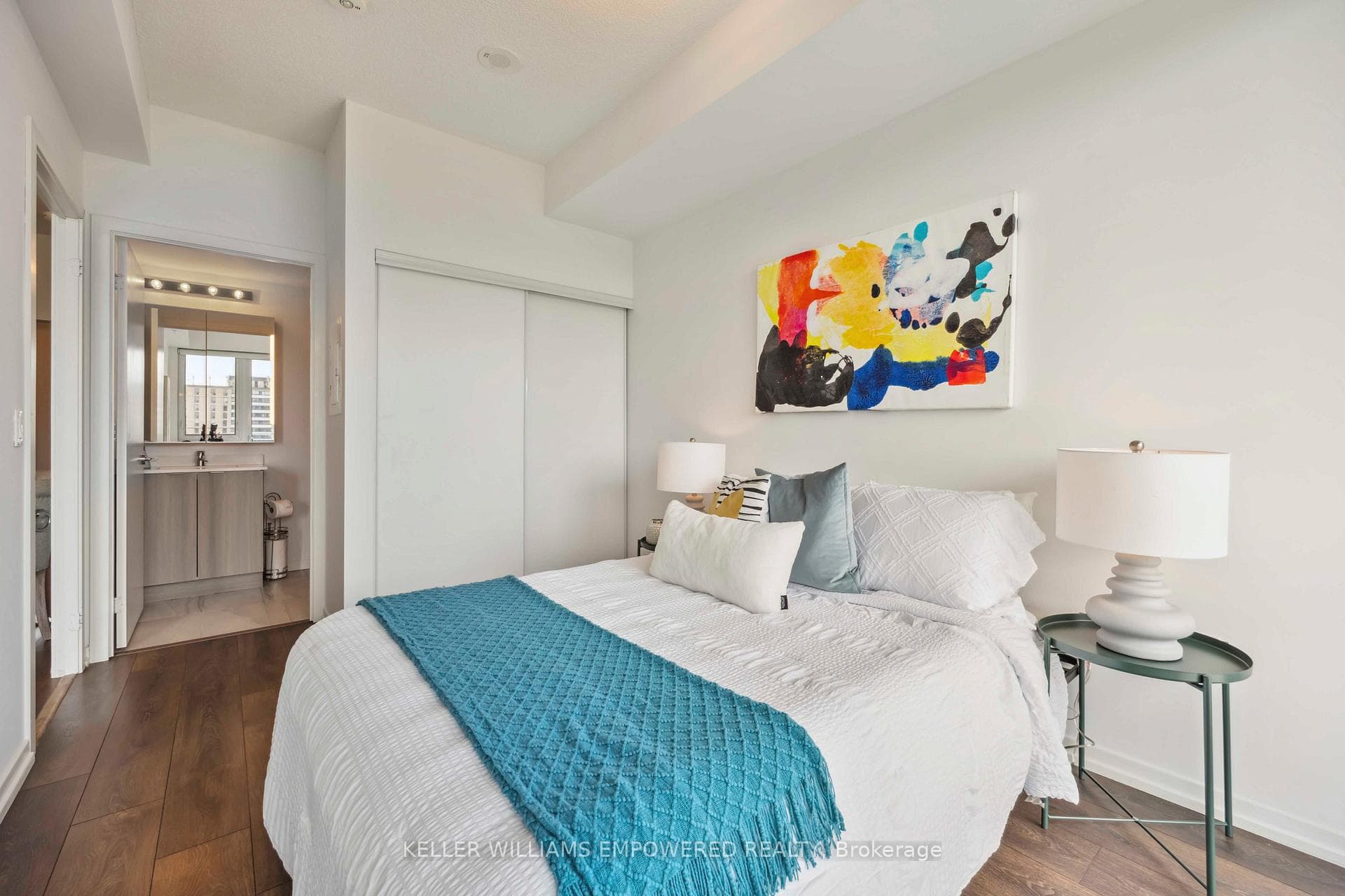 3237 Bayview Avenue Unit 512 photo 15