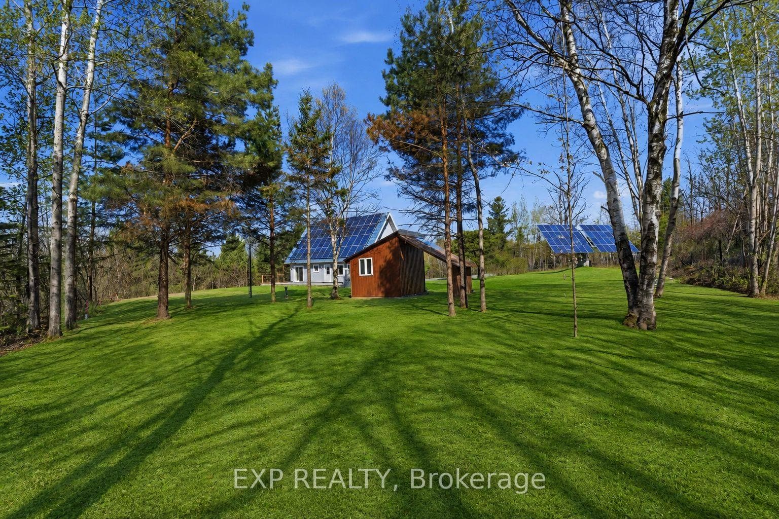568 LAKE GEORGE Road photo 40