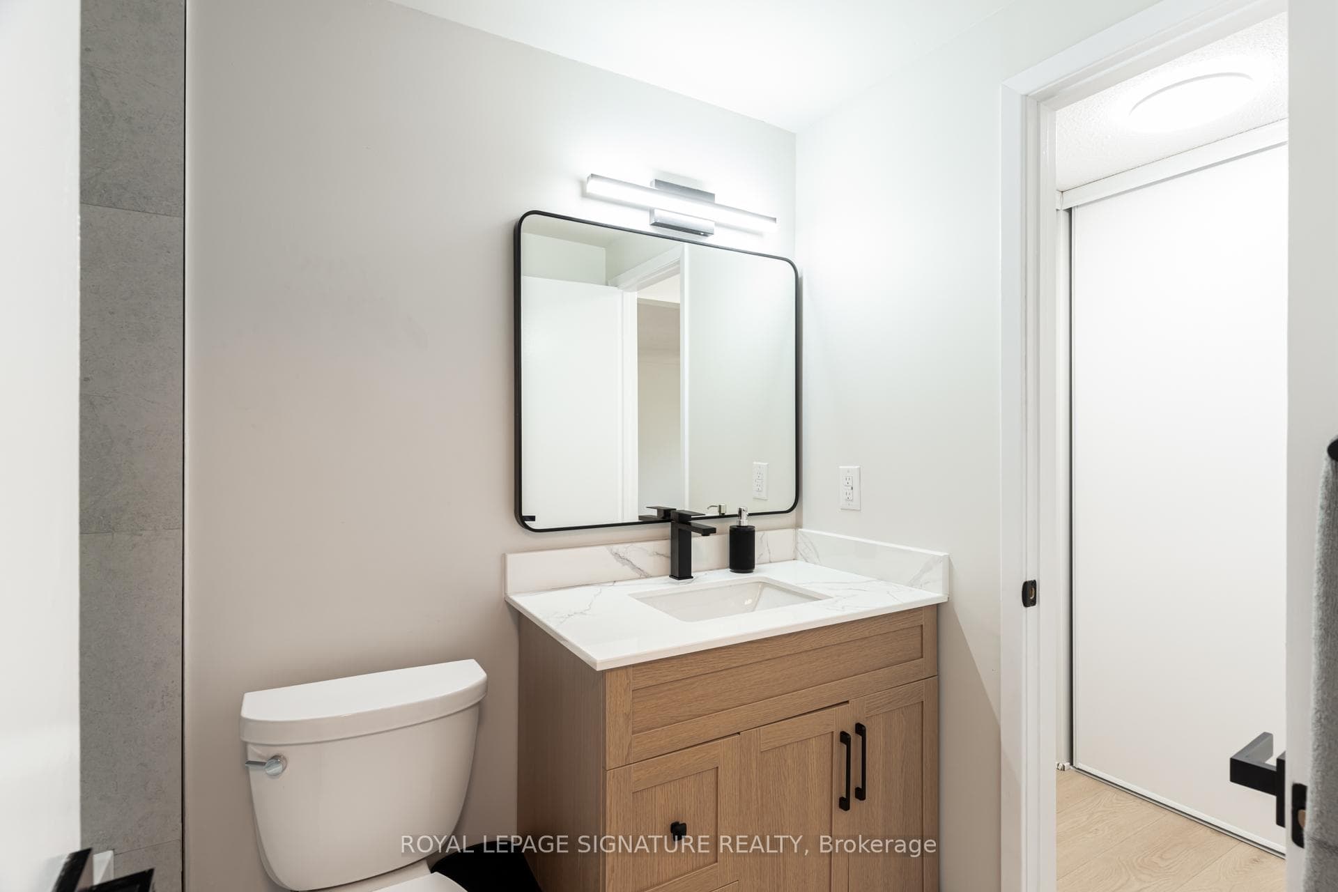 86 James Park Square photo 20