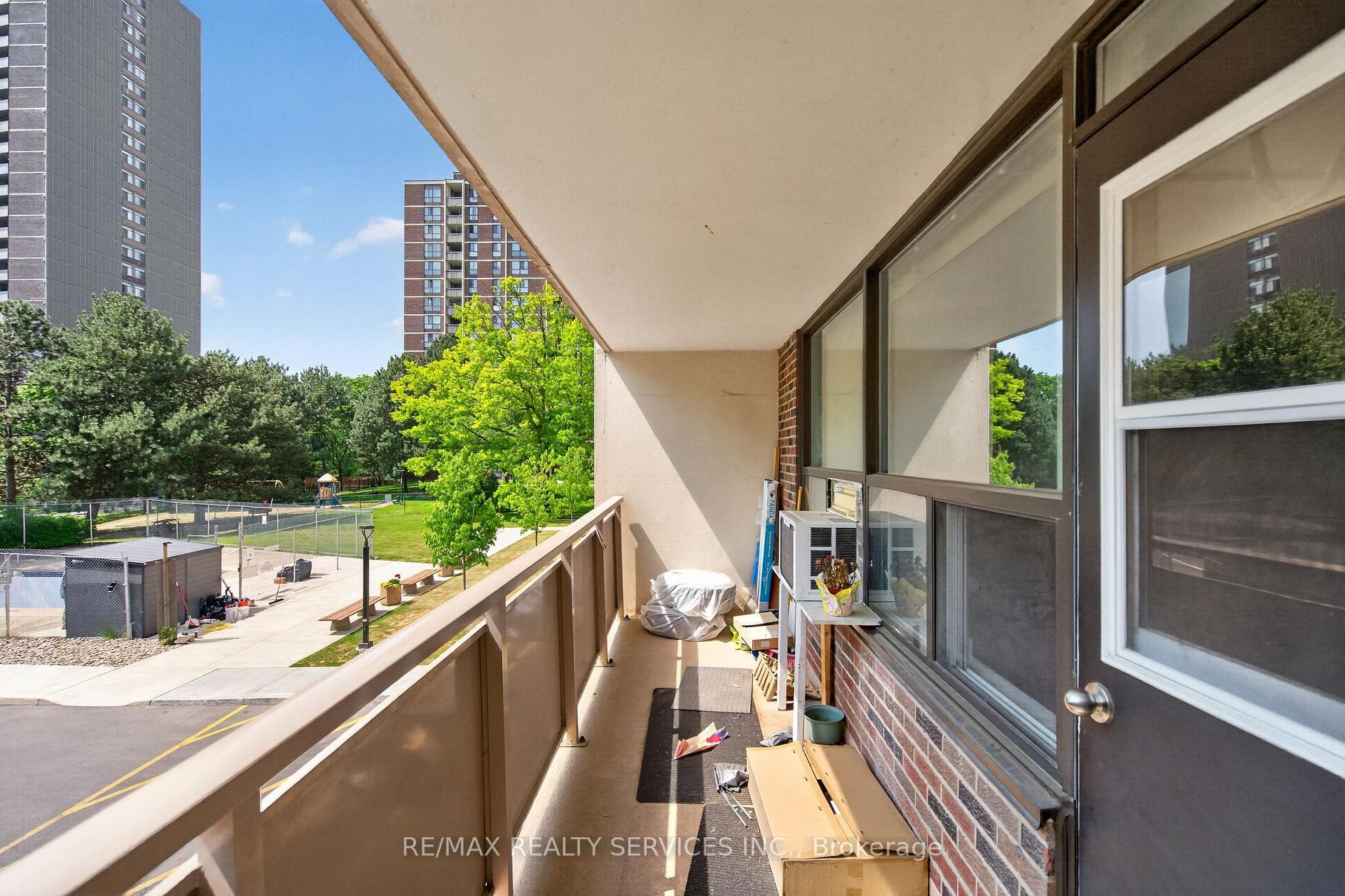 3120 Kirwin Avenue Unit 210 photo 20