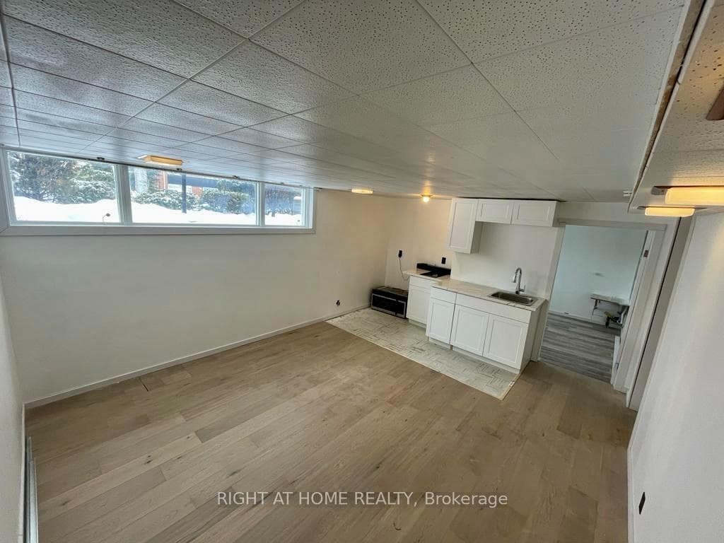 21 Mitre Place photo 38