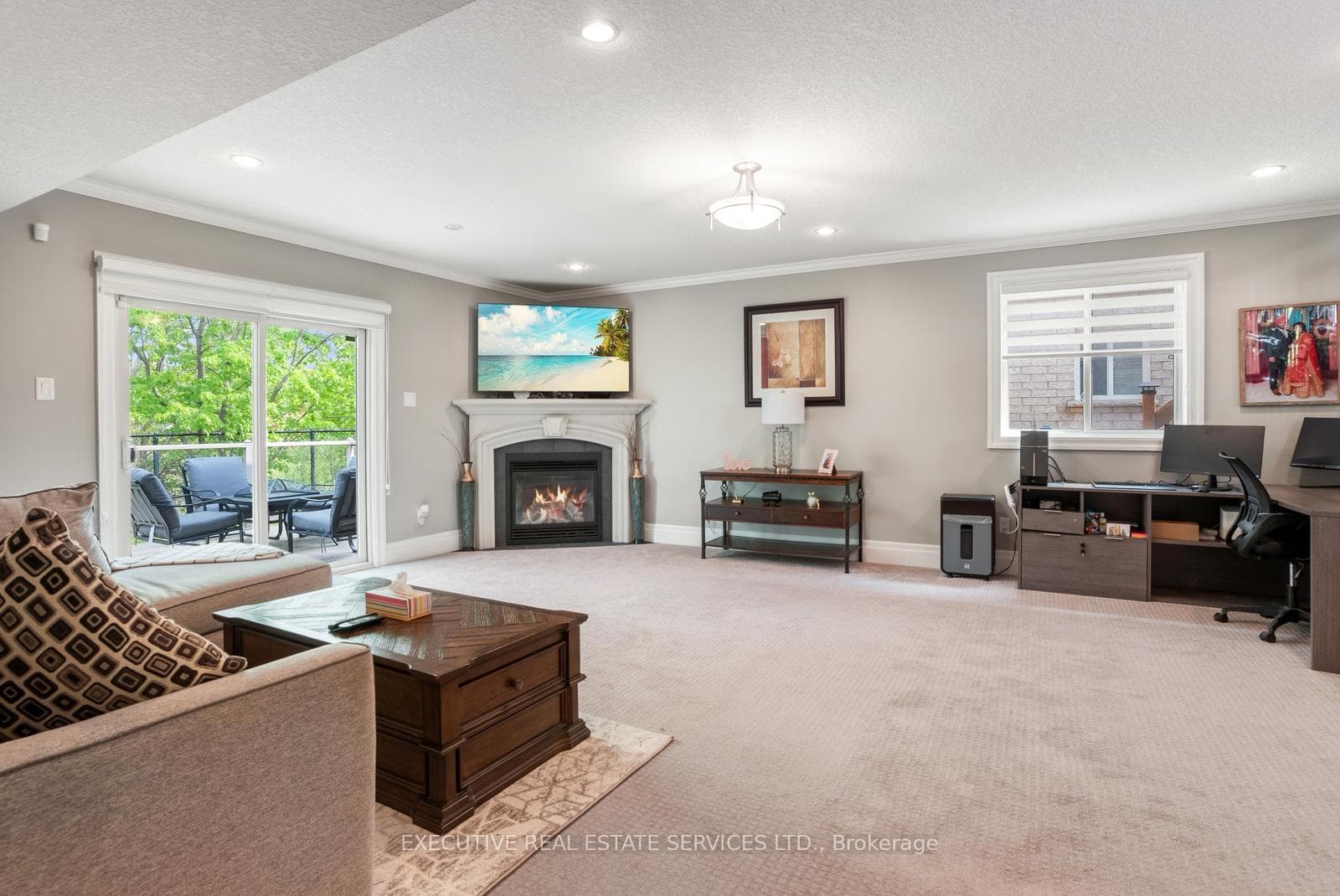 2884 DEVON Road photo 32