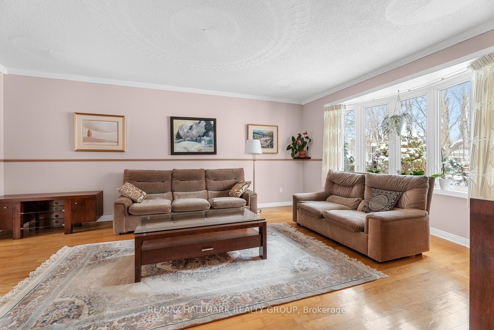 4754 Donovan Court photo 6