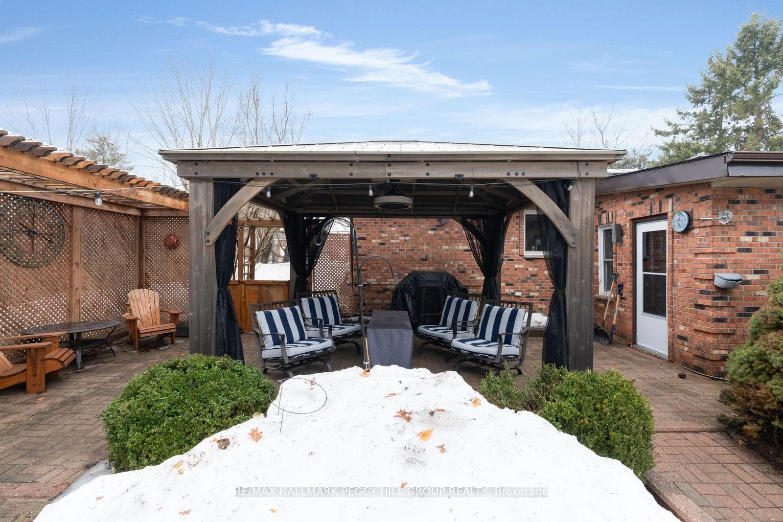 1341 Old Barrie Road photo 16