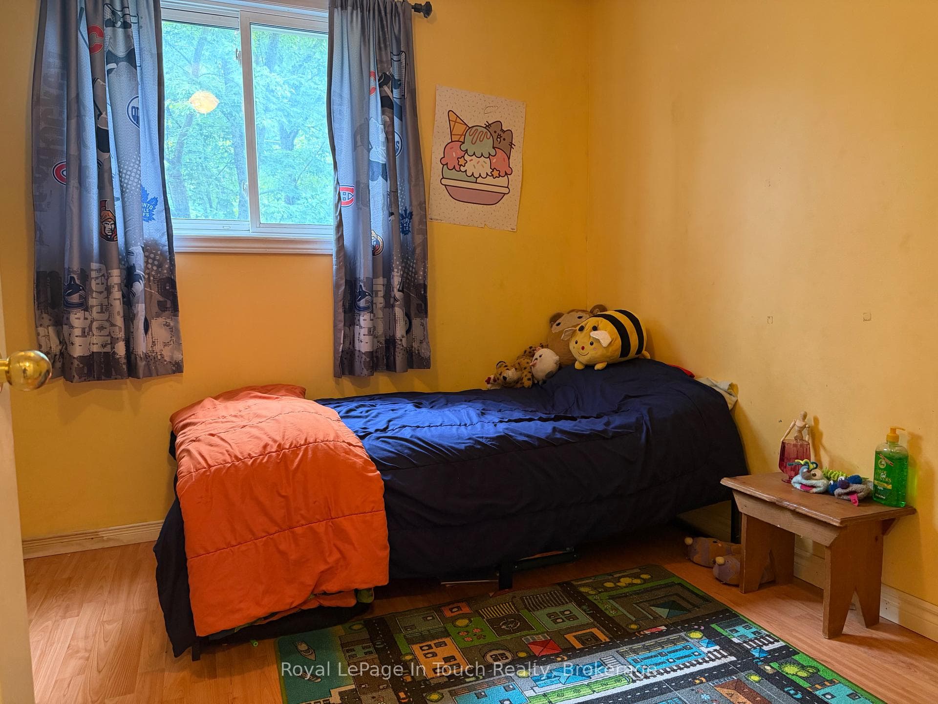 111 Burke Street photo 13