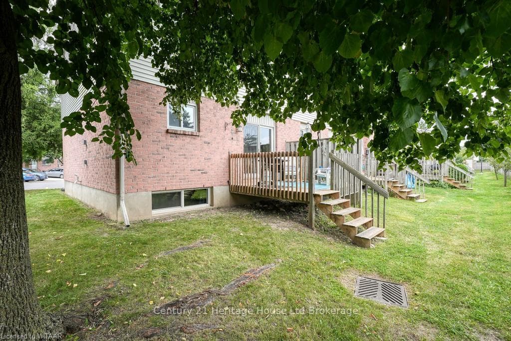 458 SPRINGBANK Avenue Unit 1 photo 40