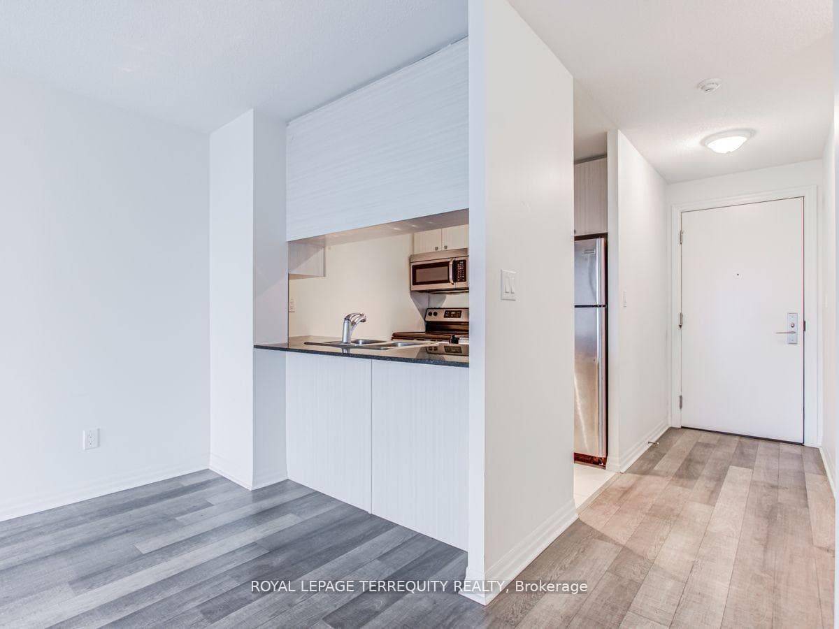 2015 Sheppard Avenue Unit 2202 photo 19