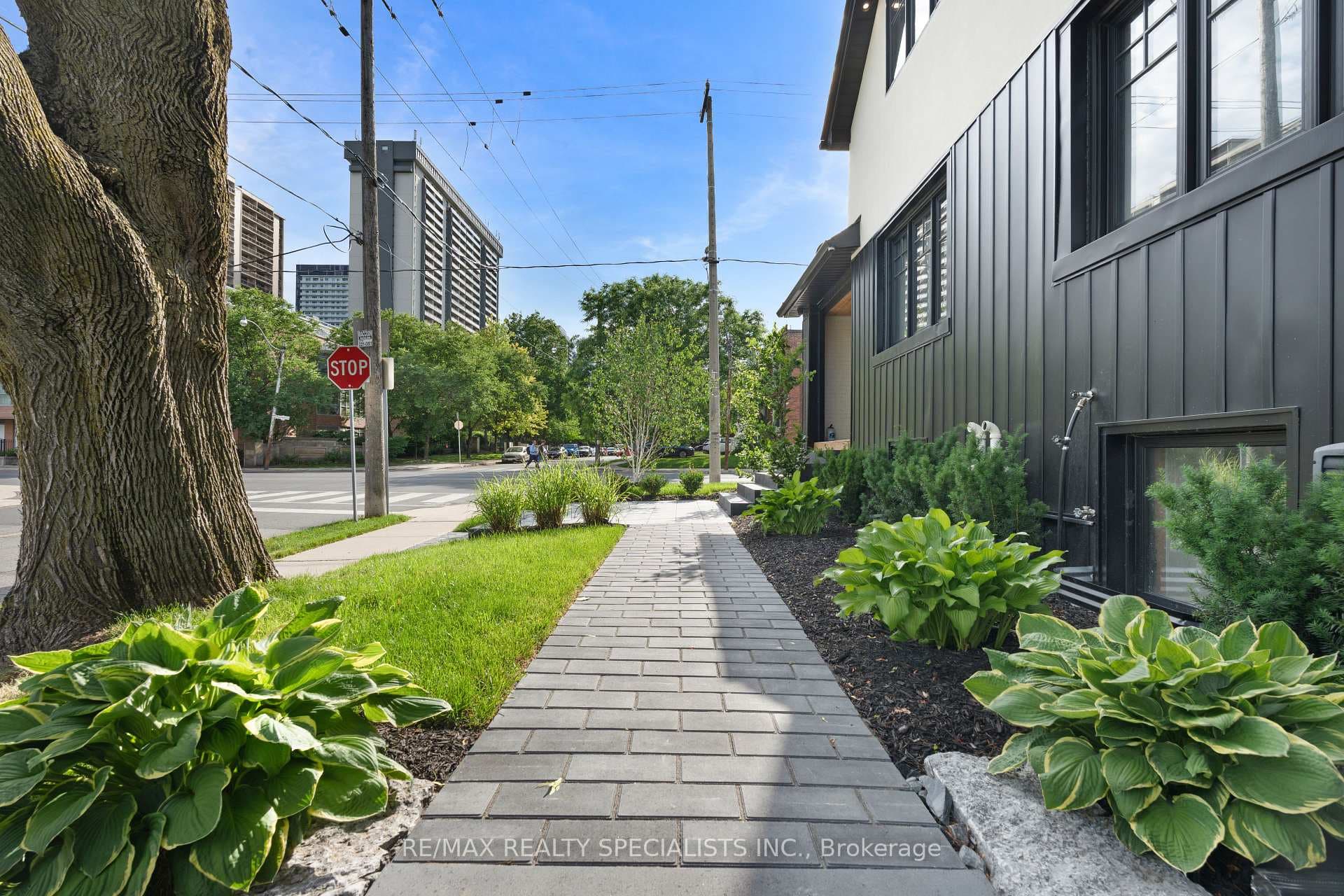 997 Mount Pleasant Road photo 50