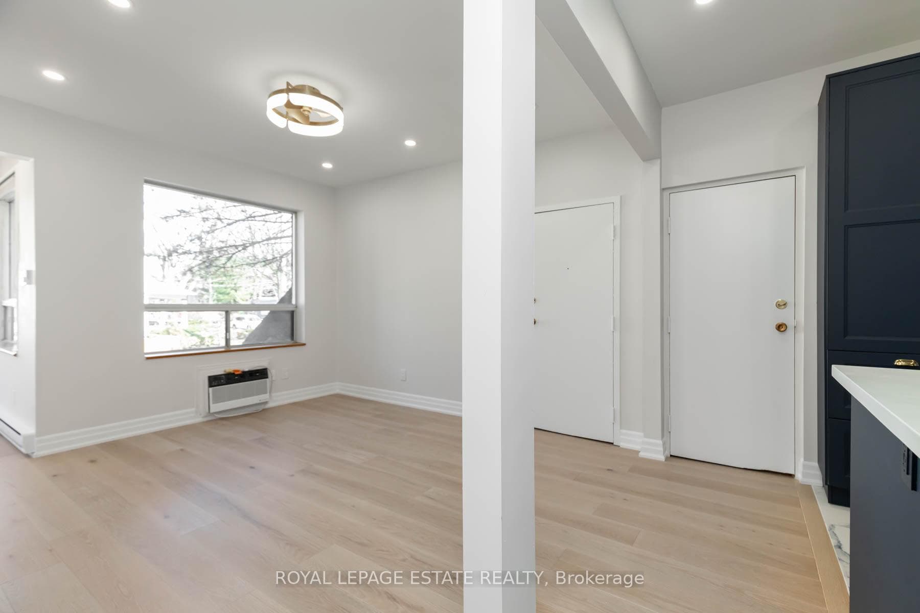 15 Violet Avenue Unit #2 photo 18