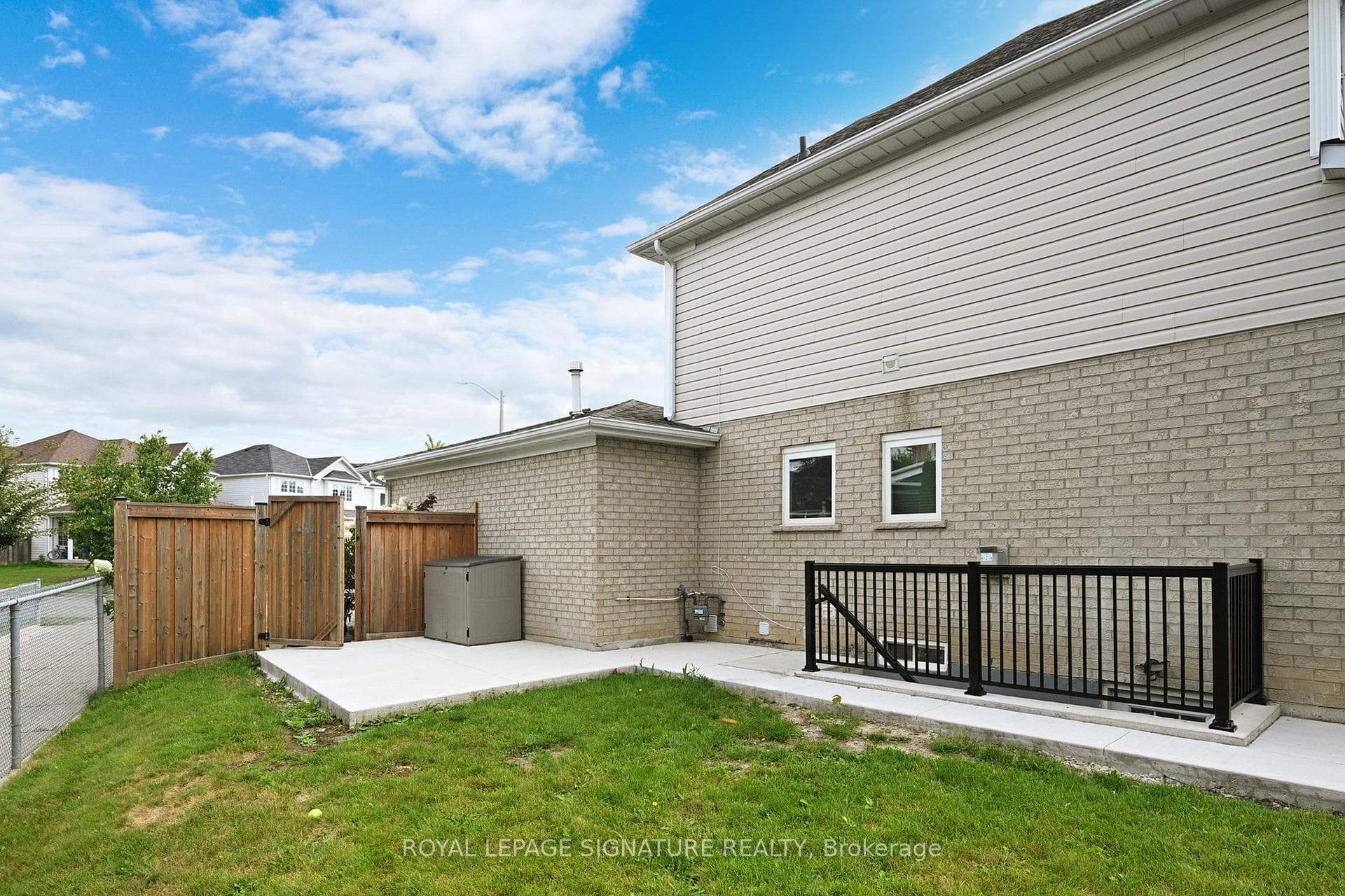 1018 Glenbourne Drive photo 31