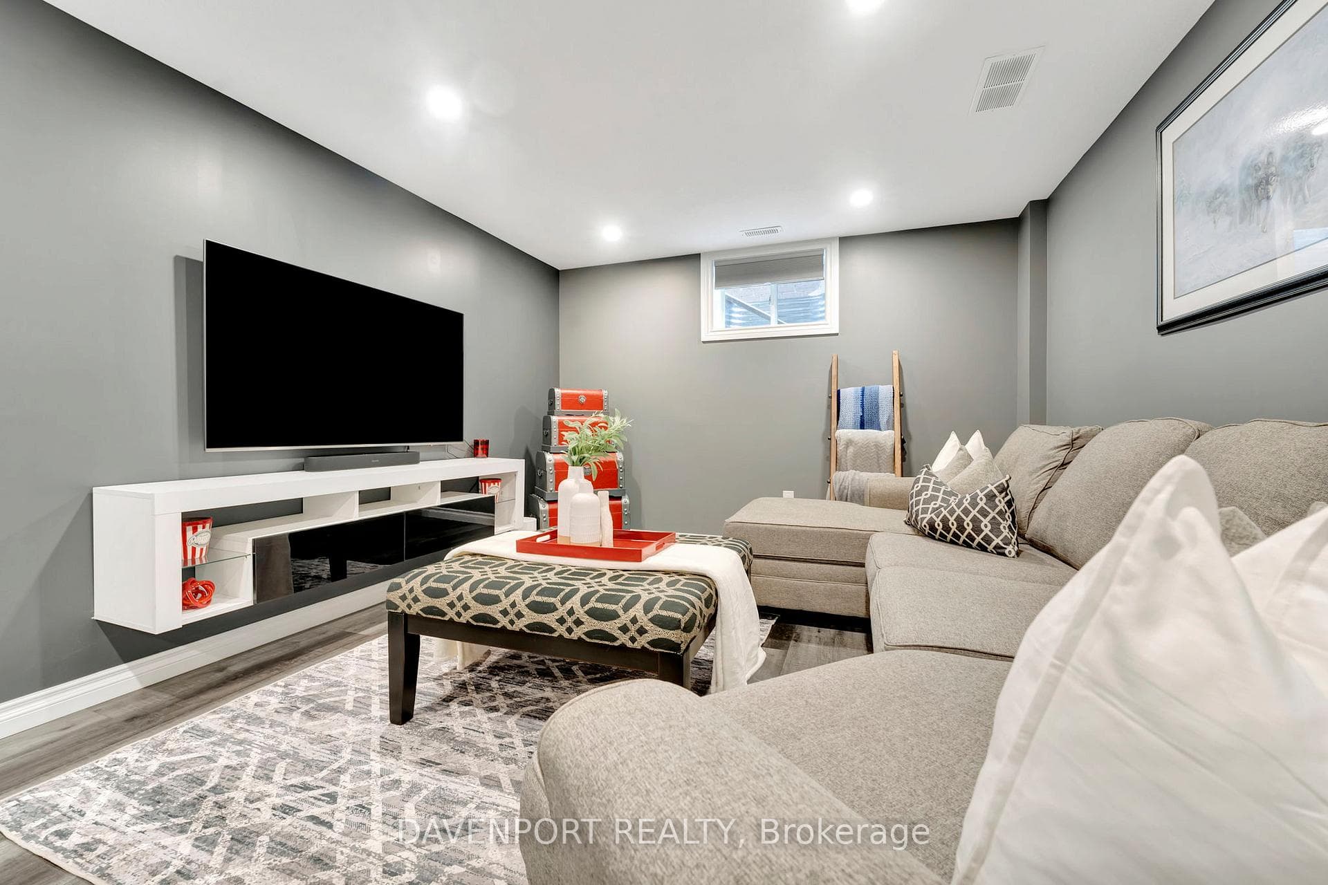 33 Robert Simone Way photo 23