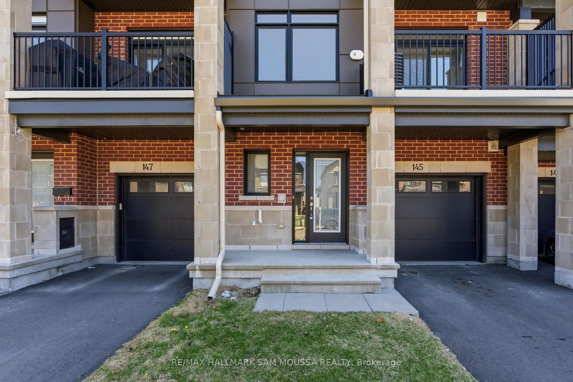 145 Lemon Leaf Lane photo 4