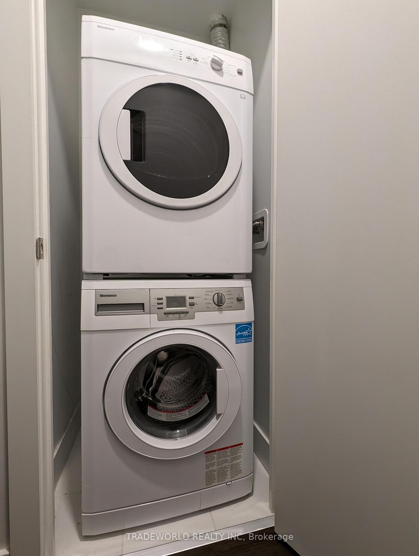 7 Grenville Street Unit 2308 photo 8