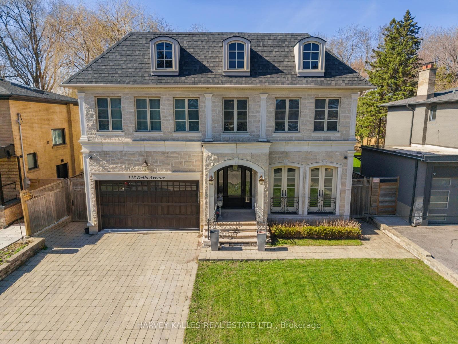 148 Delhi Avenue photo 26