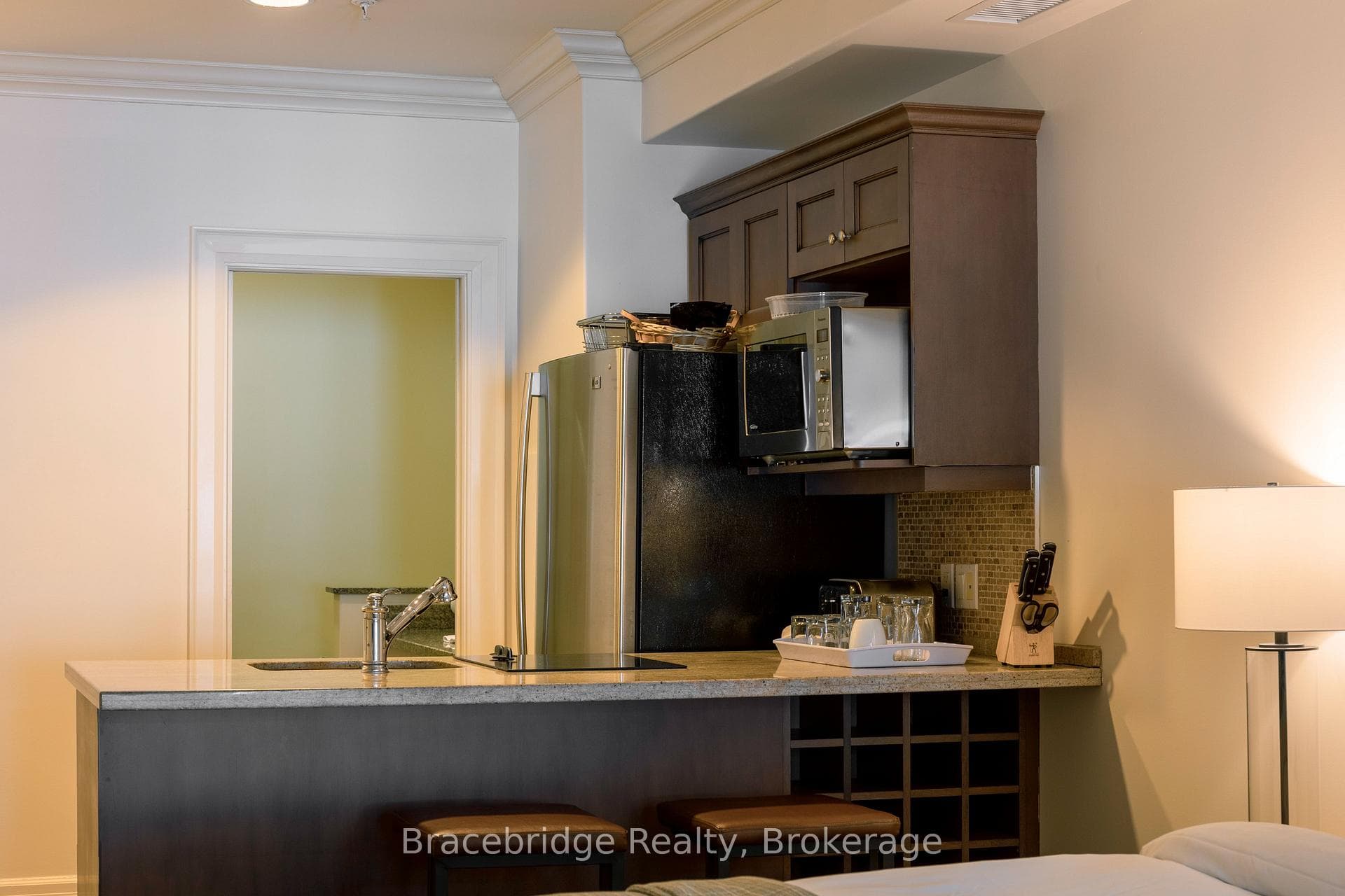 1869 Muskoka Rd 118 Highway Unit L203-A2 photo 9