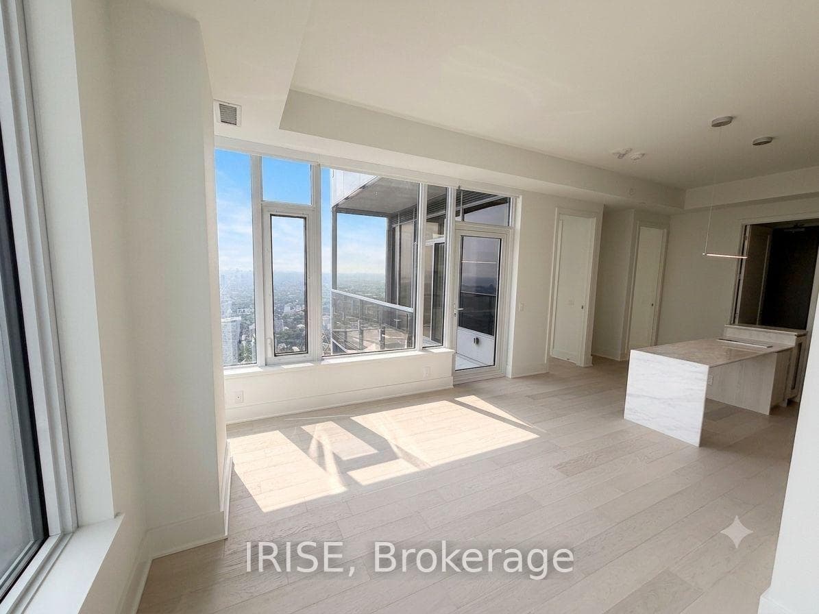 11 Yorkville Avenue Unit 5909 photo 7