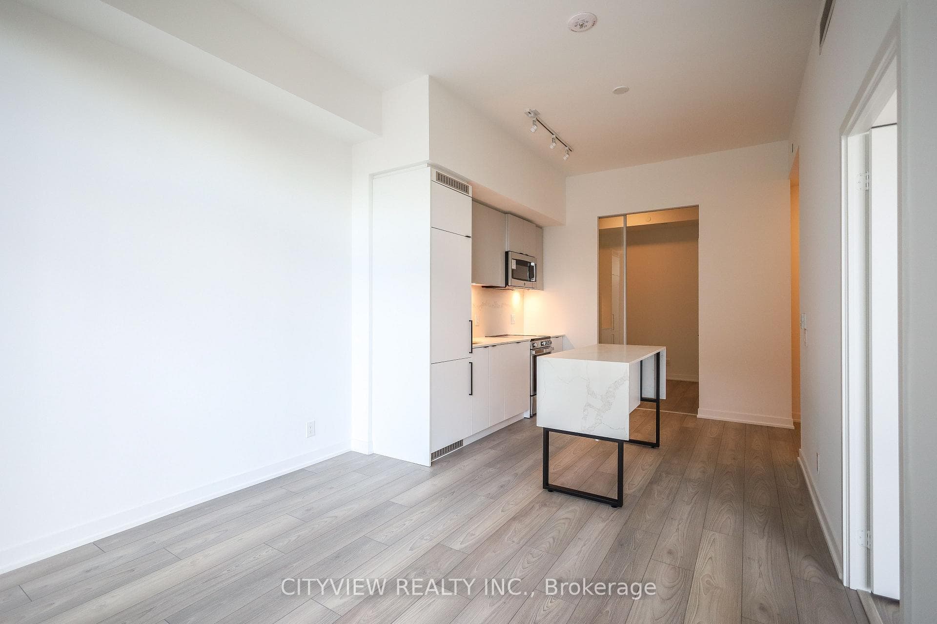 285 Dufferin Street Unit 1127 photo 14