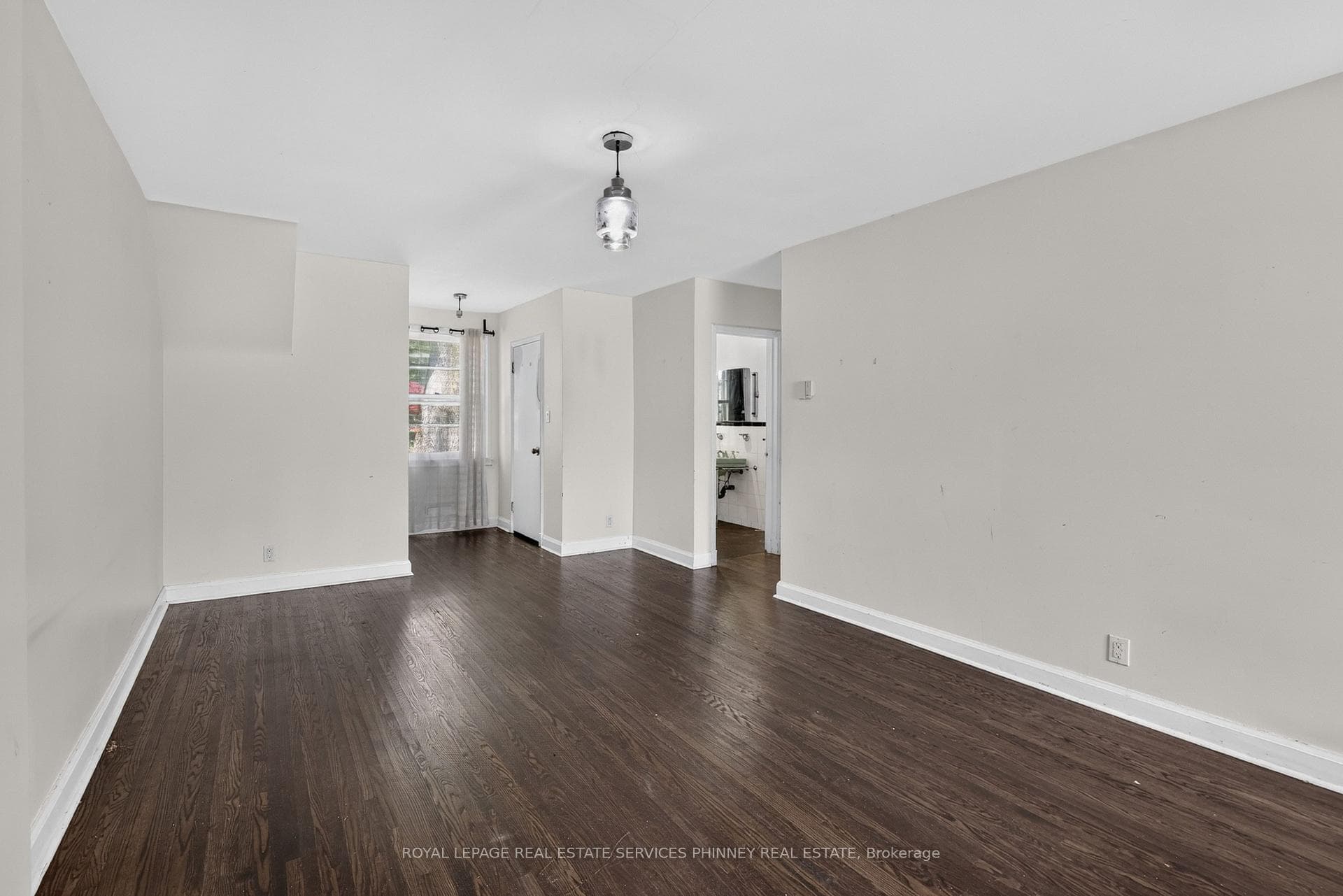 52 Valecrest Drive photo 15
