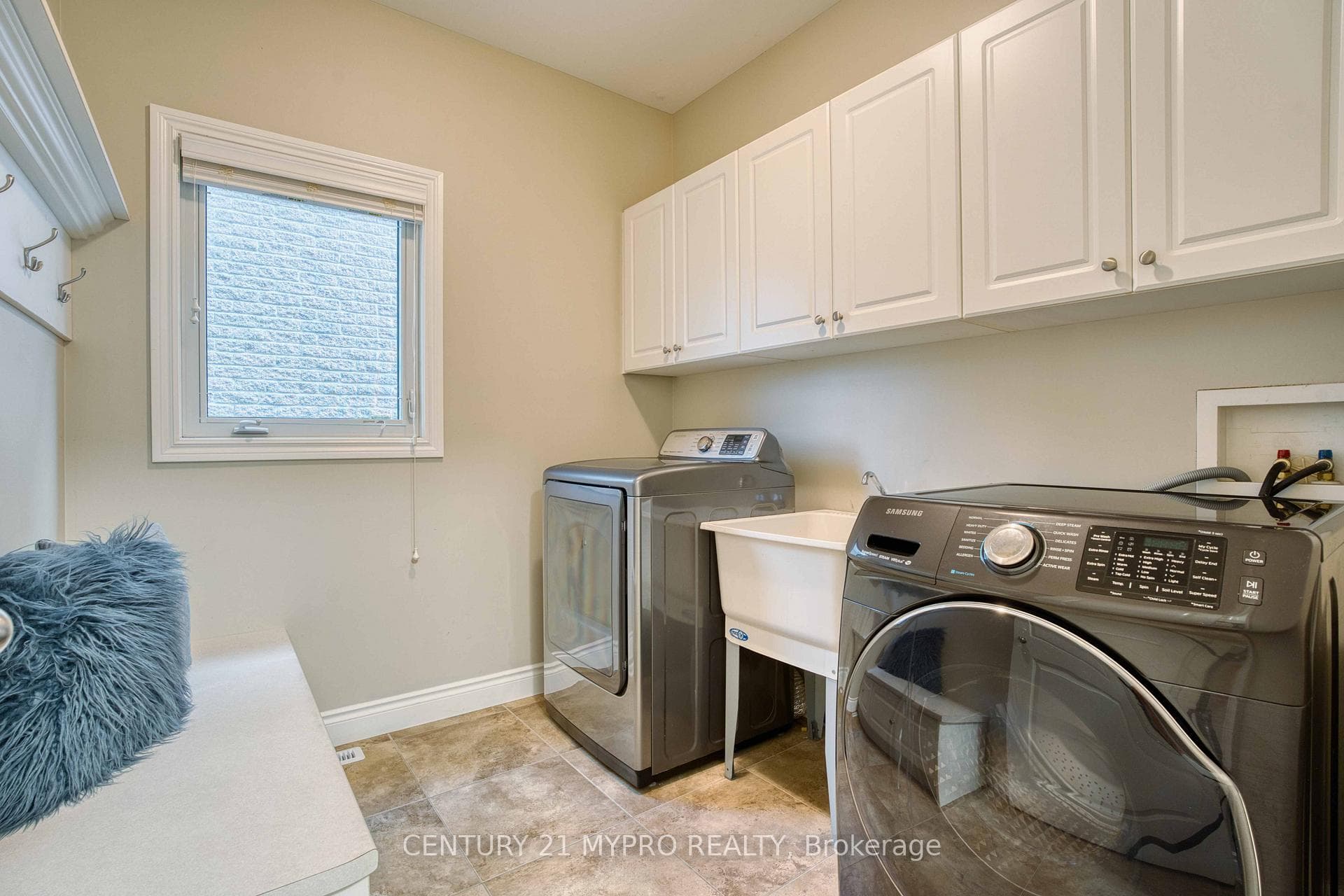 1235 Oakcrossing Road photo 21