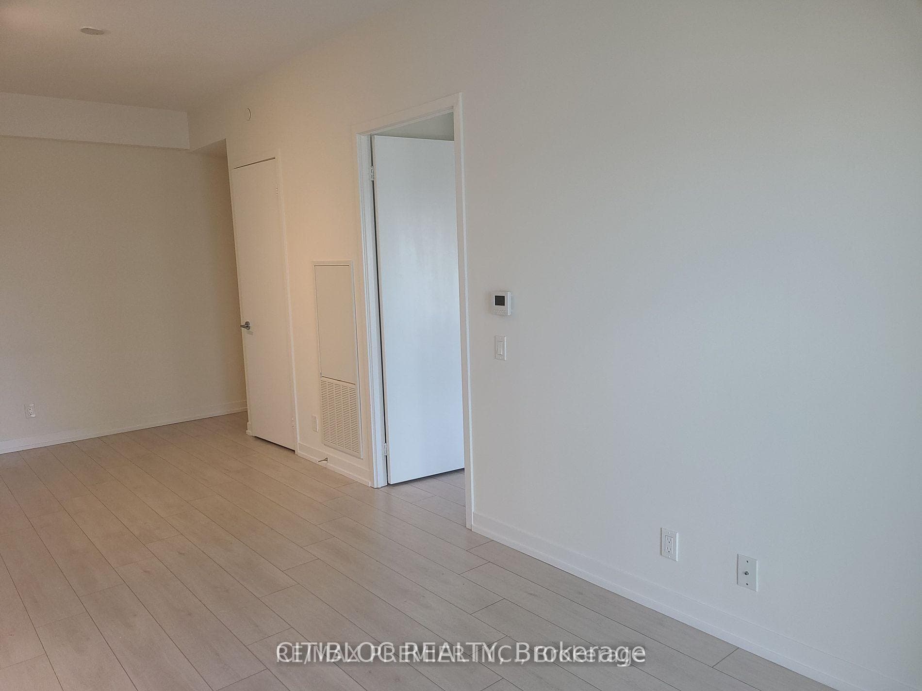 950 Portage Parkway Unit 5010 photo 3