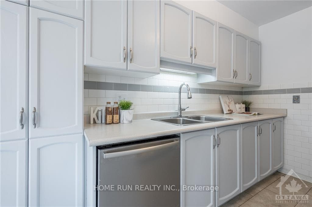 38 SEDONA Street photo 11