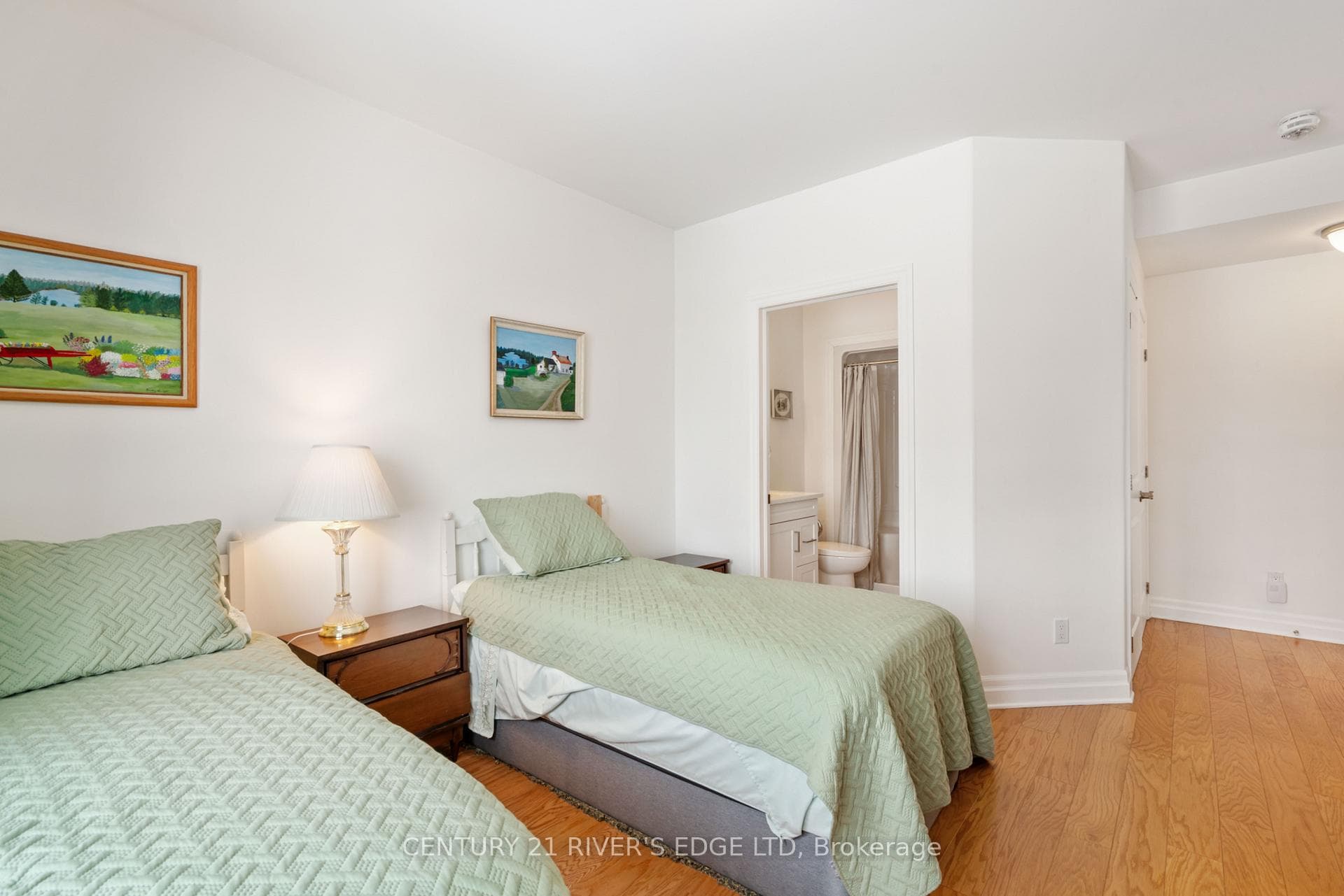 1109 Millwood Avenue Unit 302 photo 21