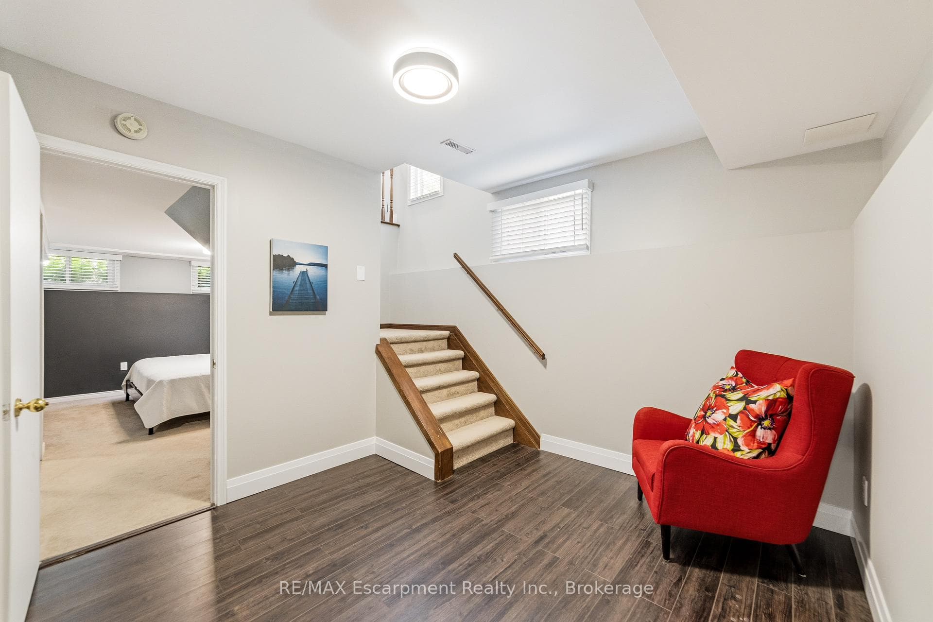 449 Roymor Crescent photo 31