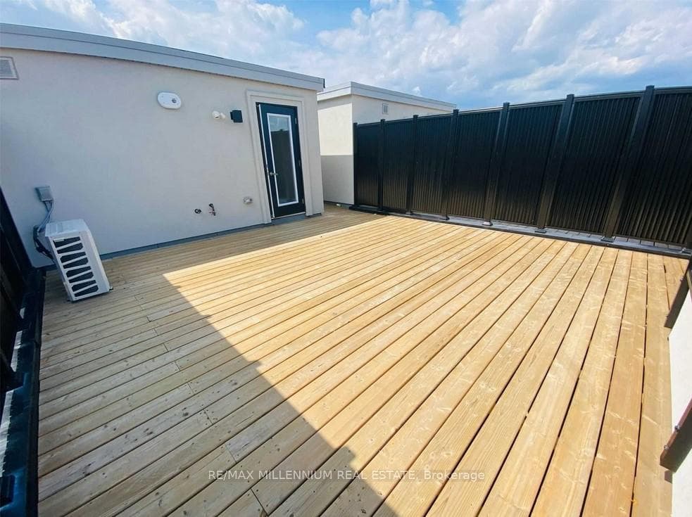 4-3476 Widdicombe Way photo 15