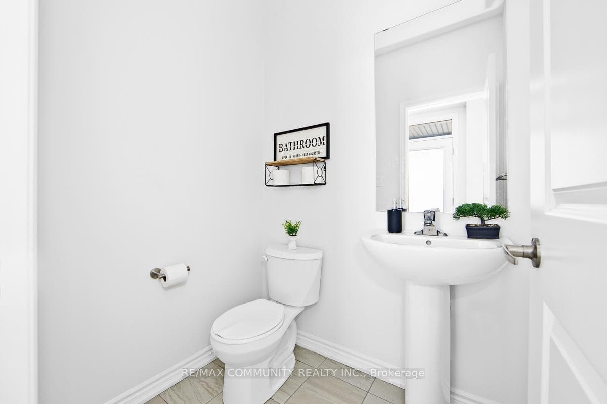 10243 Huntington Road photo 15