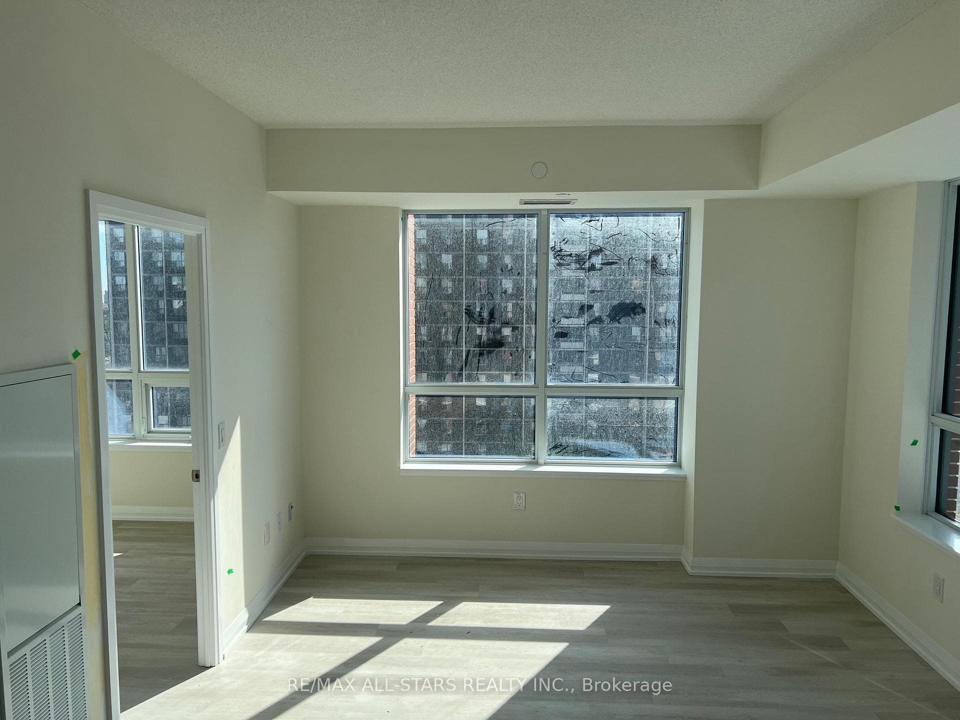 3270 Sheppard Avenue Unit 1224 photo 6