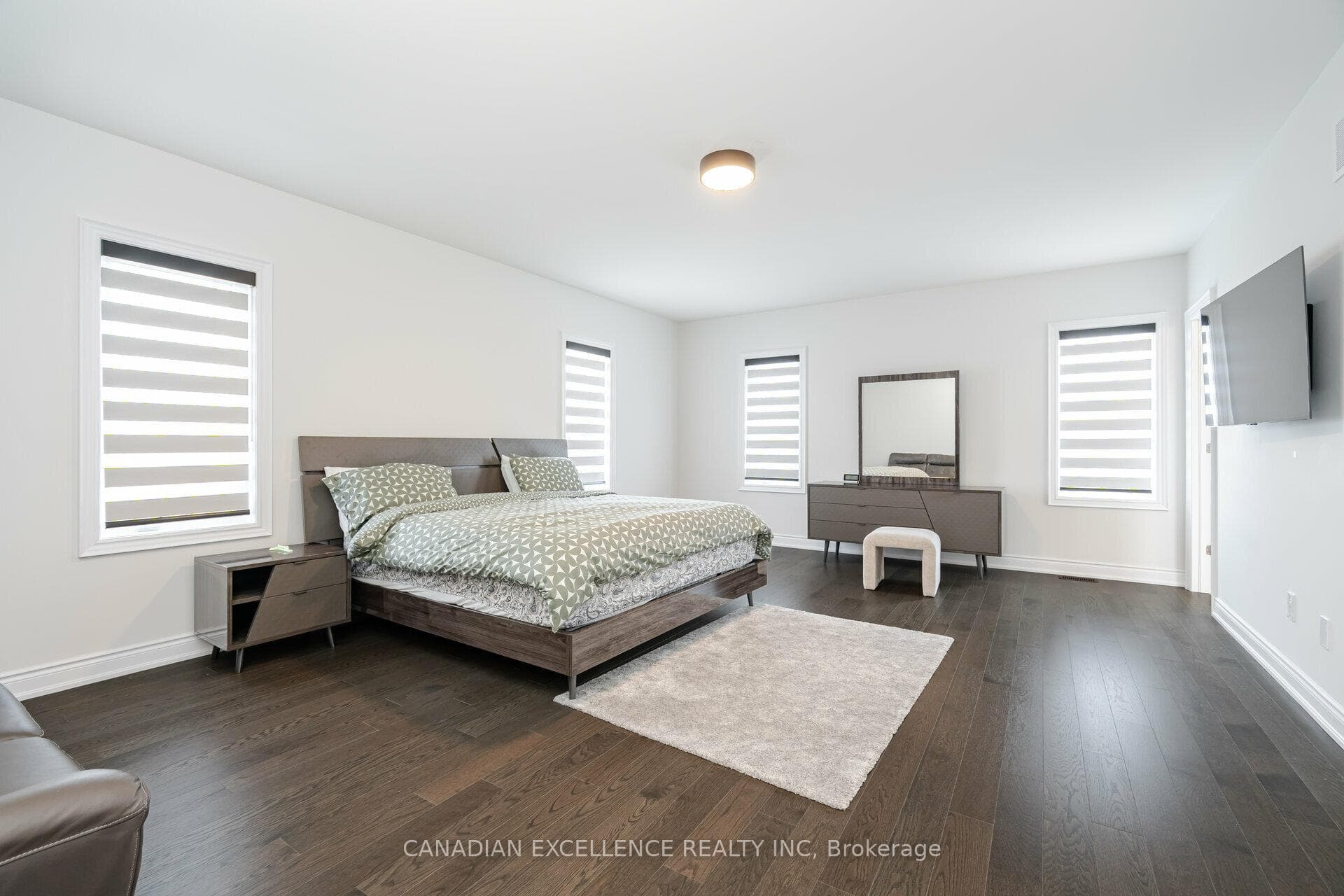76 James Walker Avenue photo 28