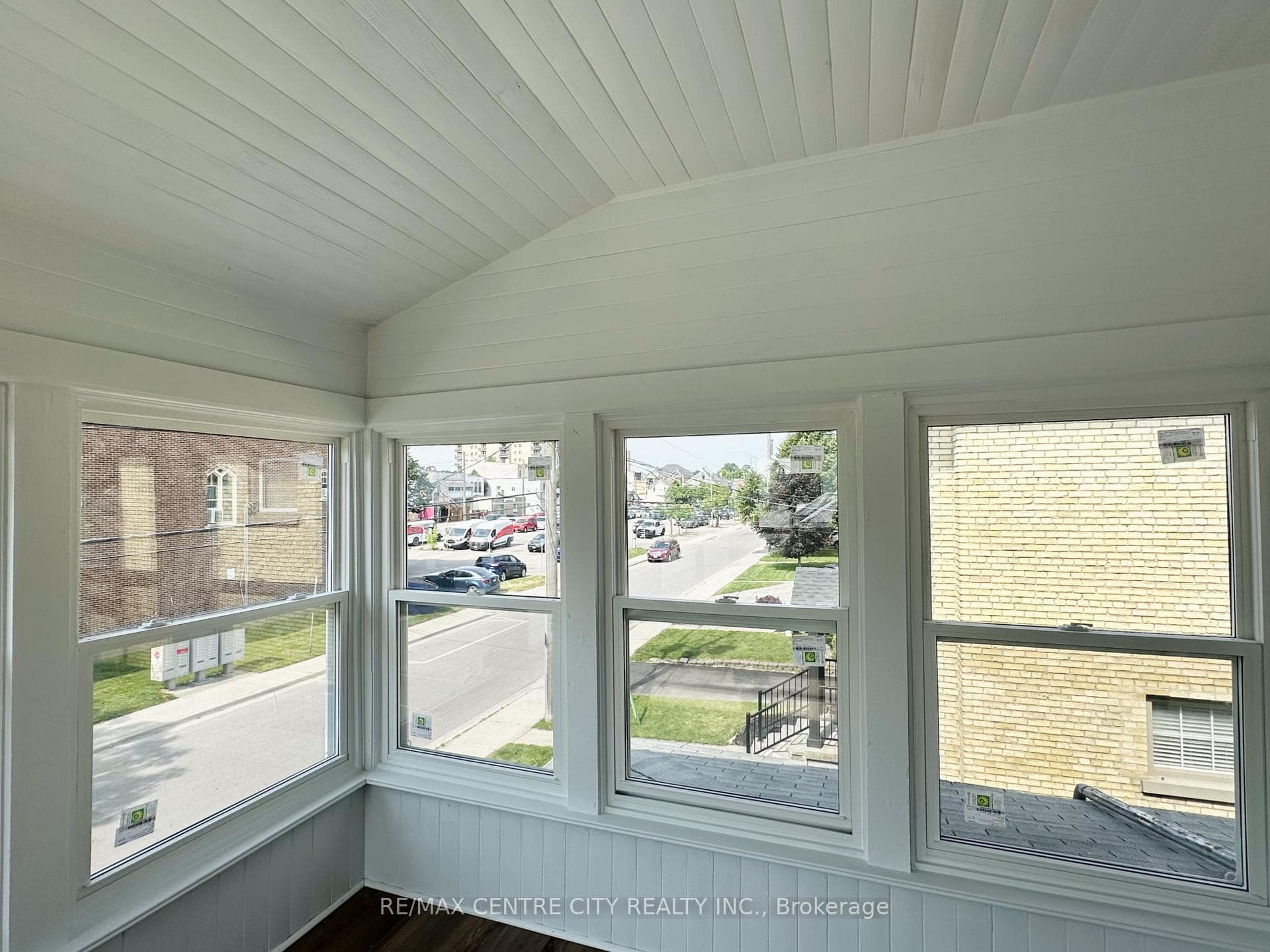 81 Curtis Street Unit Unit 3 photo 4