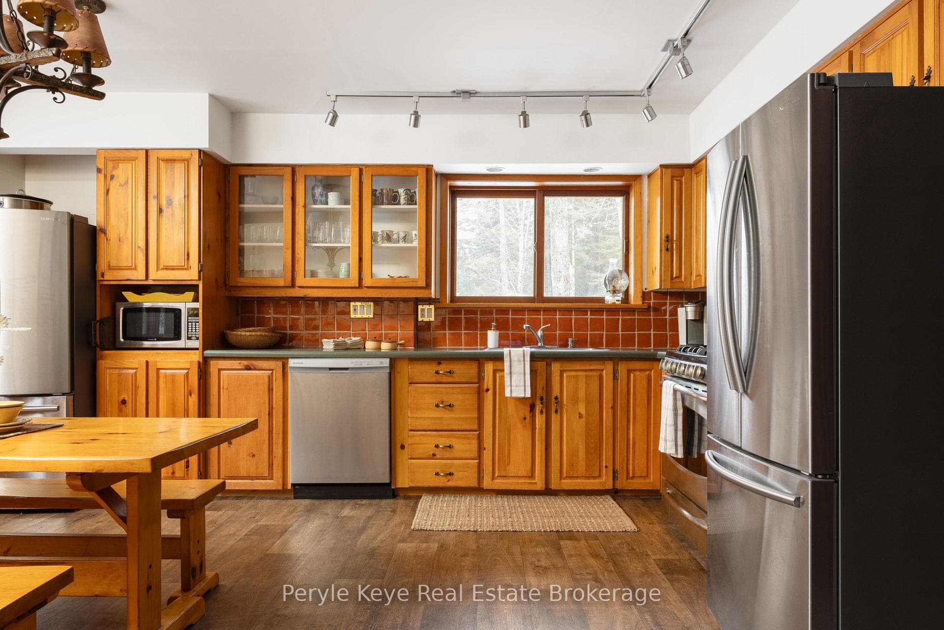 2391 Limberlost Road photo 19