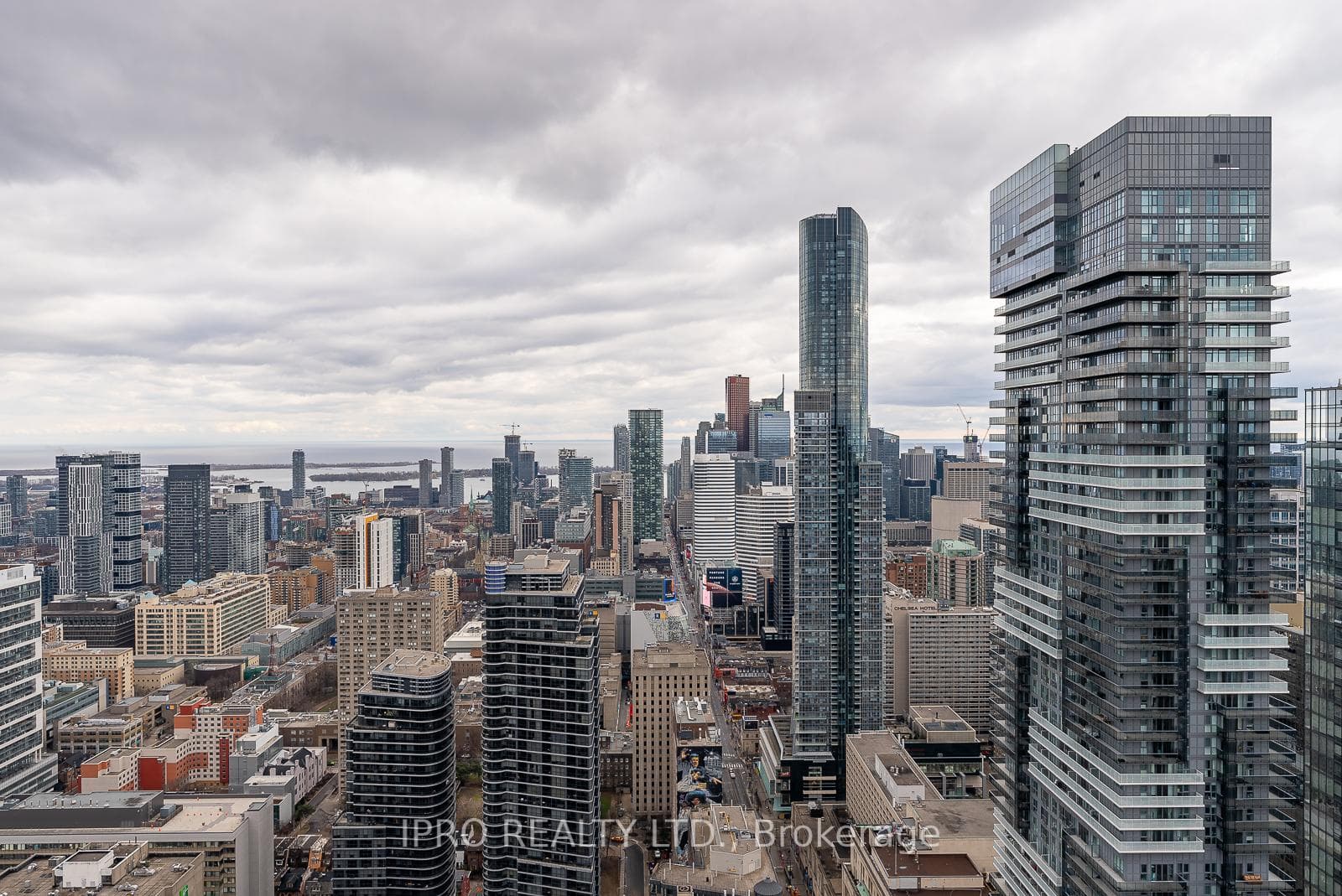 501 Yonge Street Unit 5209 photo 24