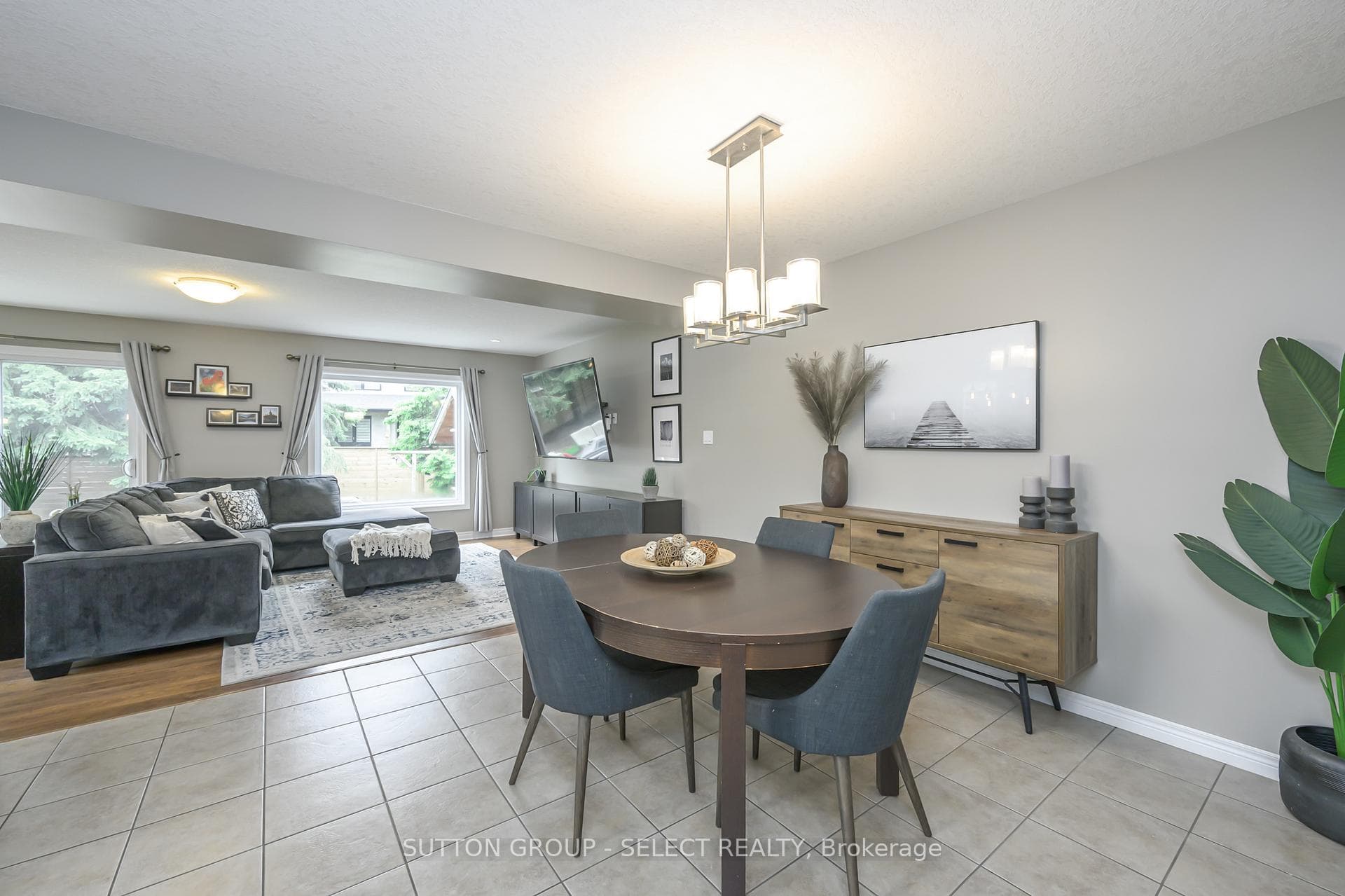 2019 Foxwood Avenue photo 20