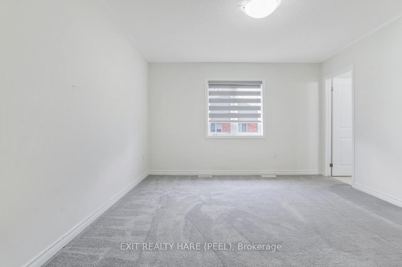 40 Speckled Alder Street photo 32