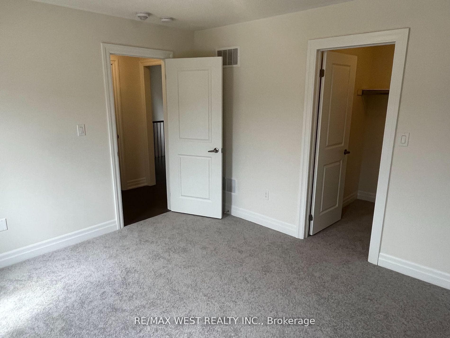 130 Connell Drive photo 26