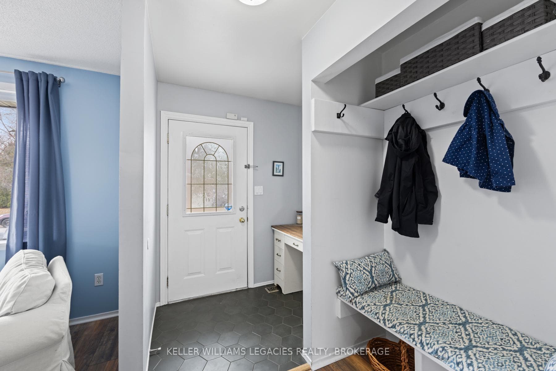 900 DANBURY Road photo 6