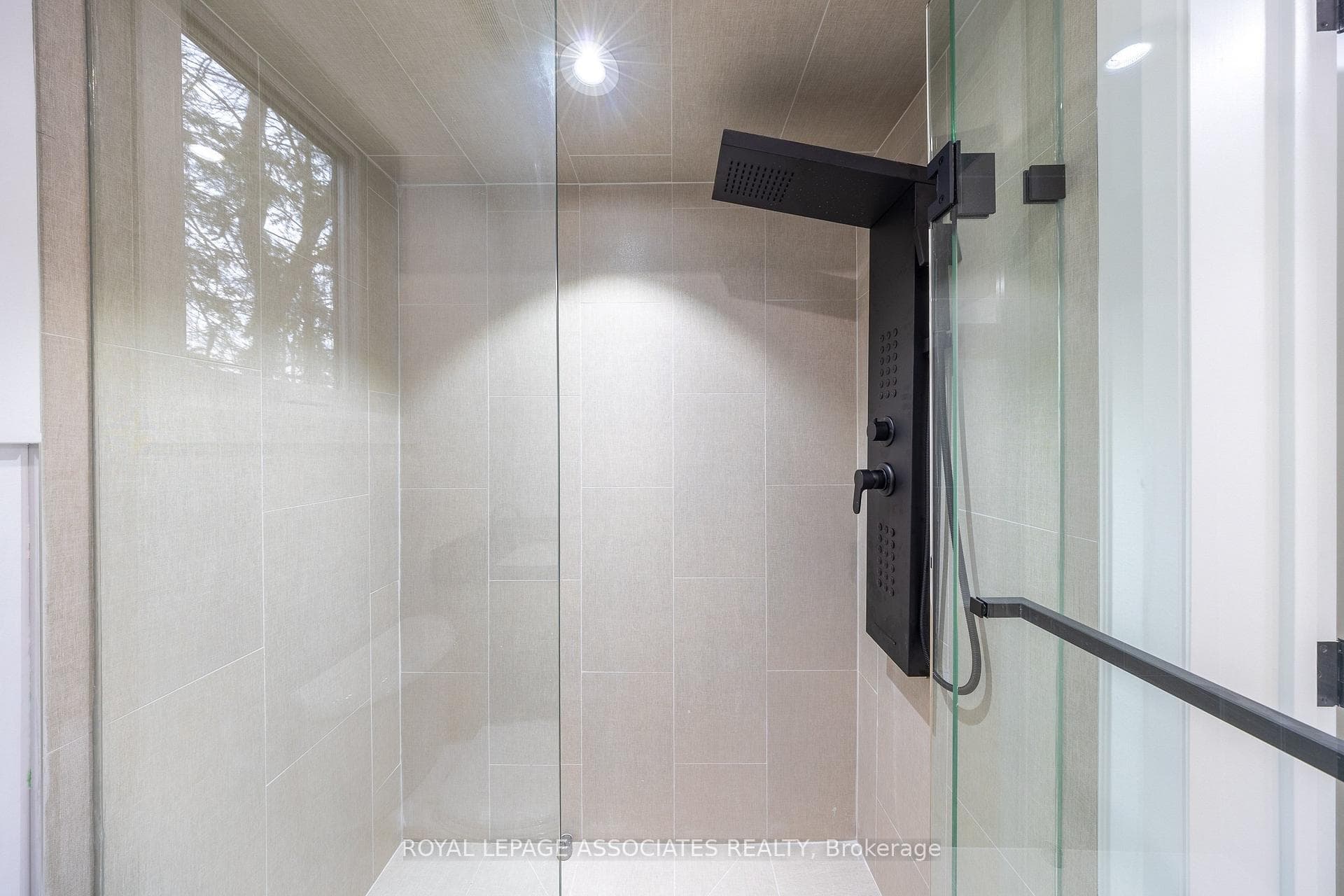 28 Bobmar Road photo 16